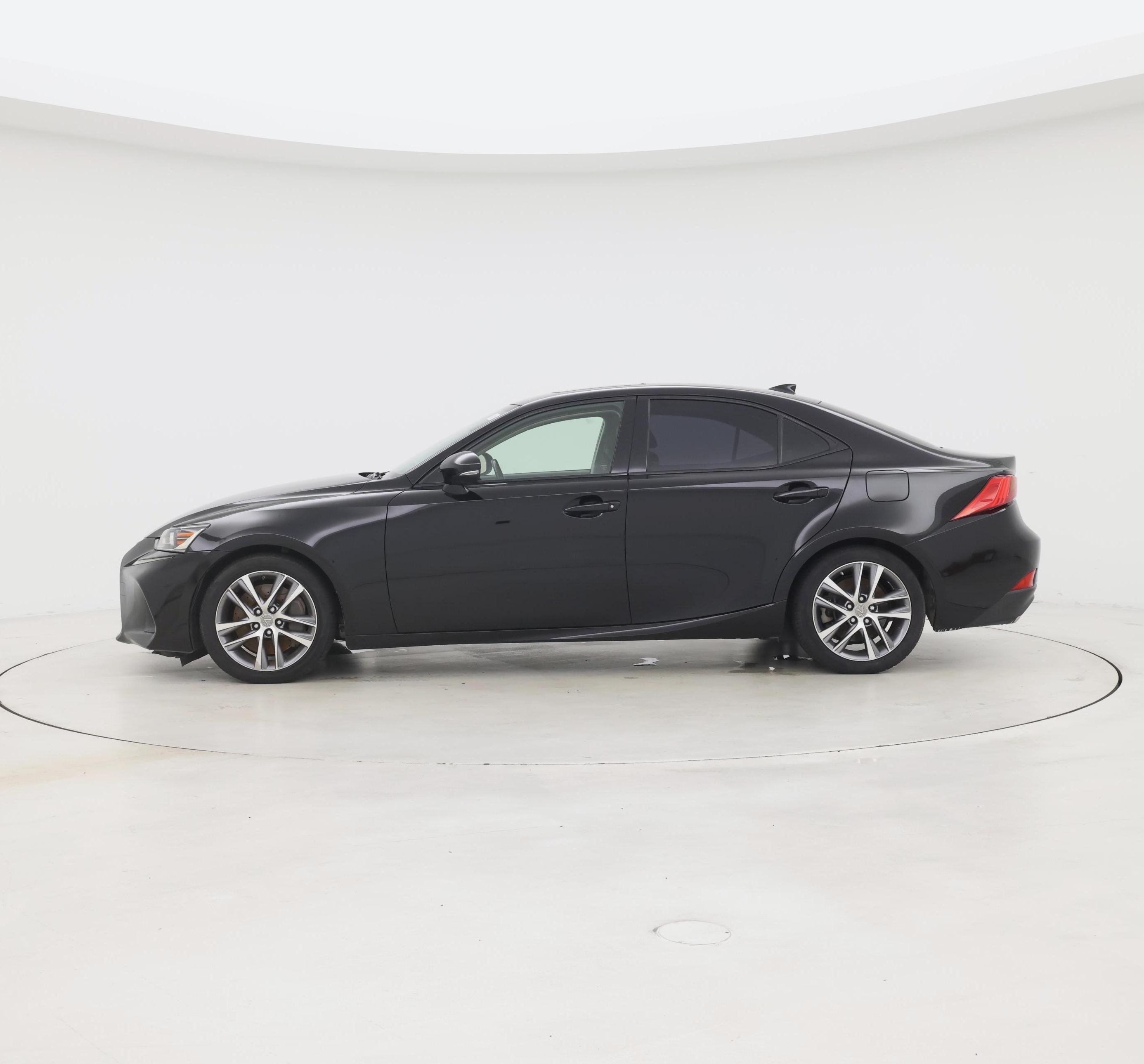 Thumbnail: 2016 Lexus IS - 3