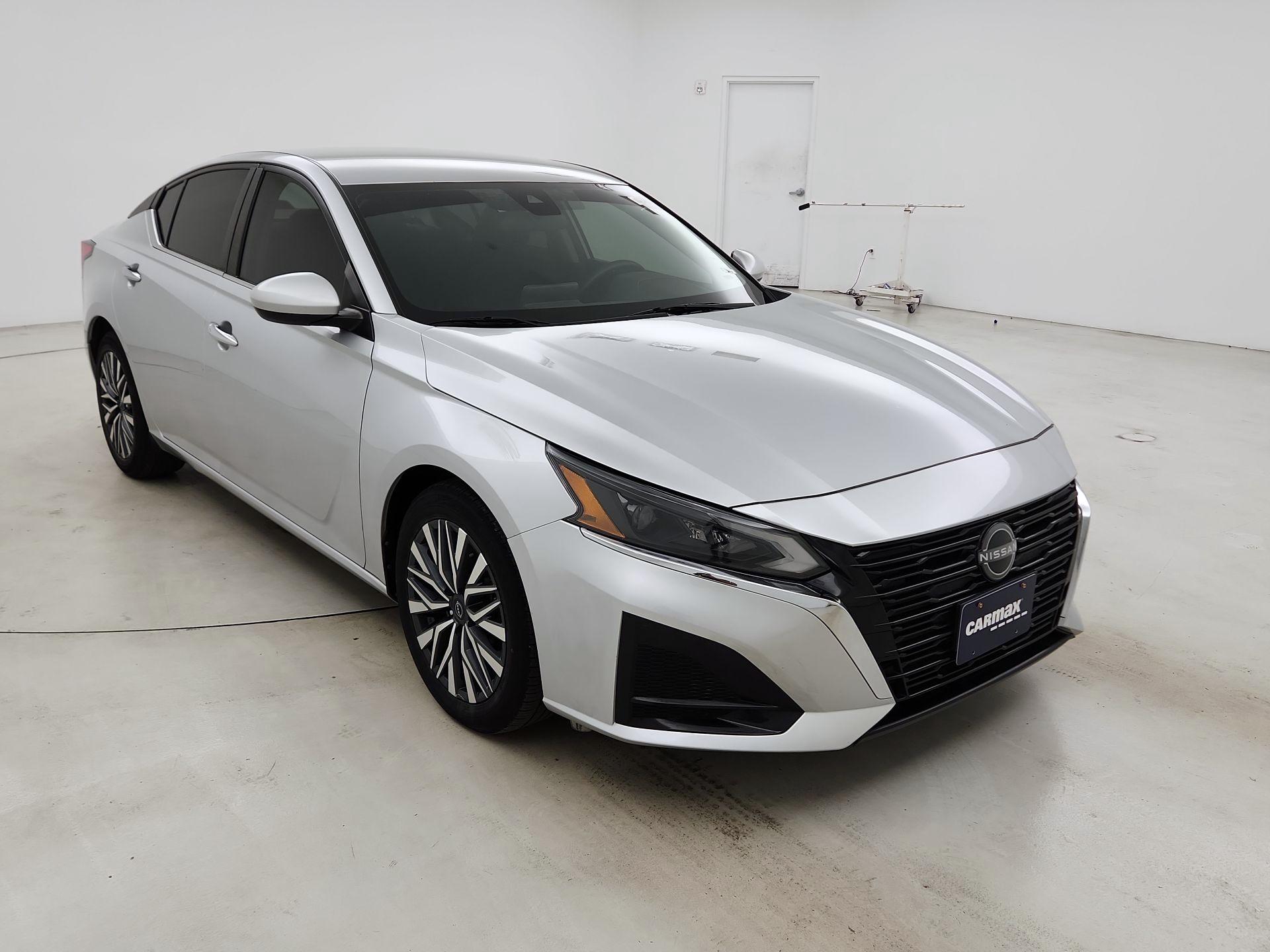 Thumbnail: 2023 Nissan Altima - 1