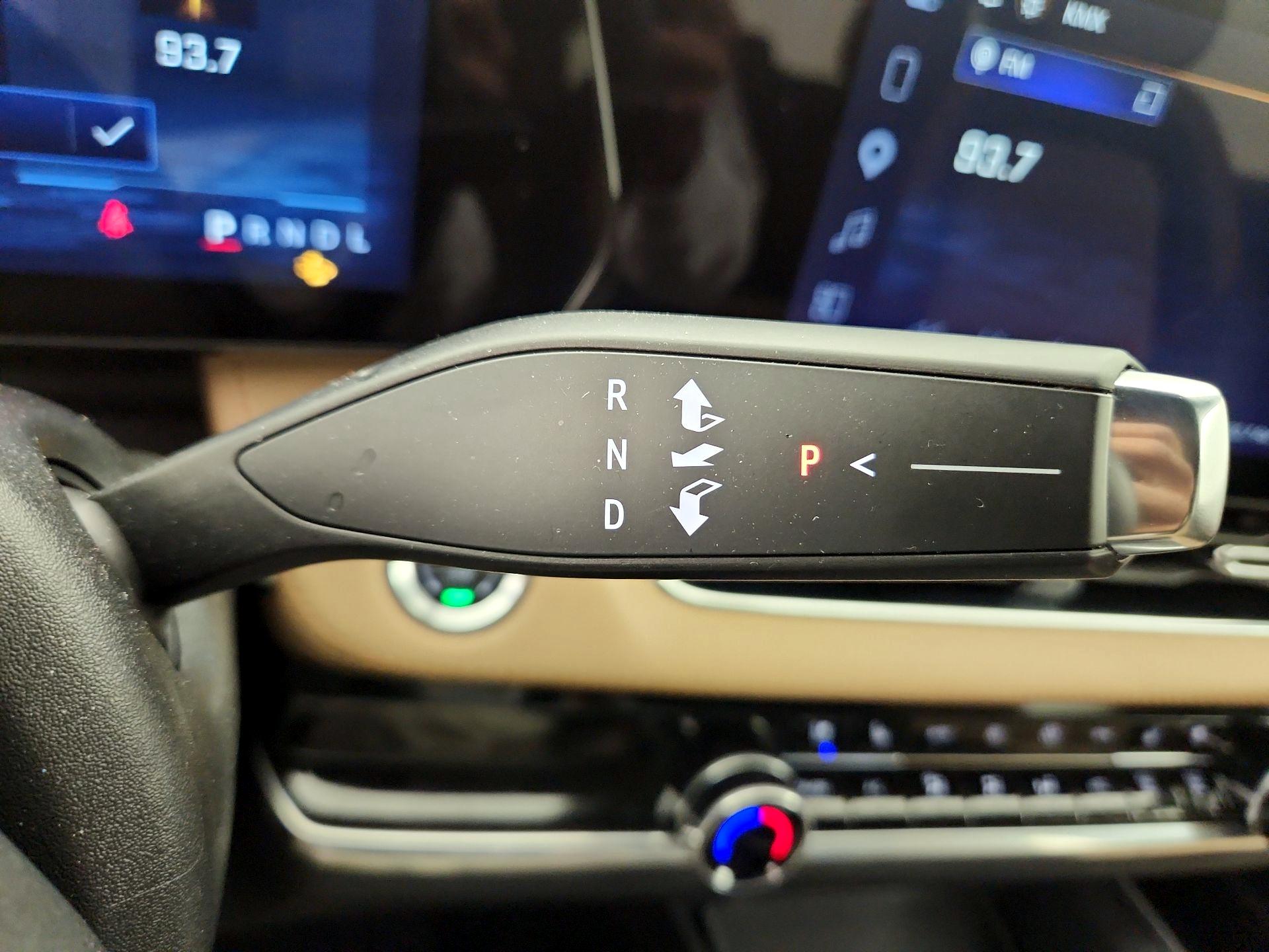 Thumbnail: 2025 Chevrolet Equinox - 18