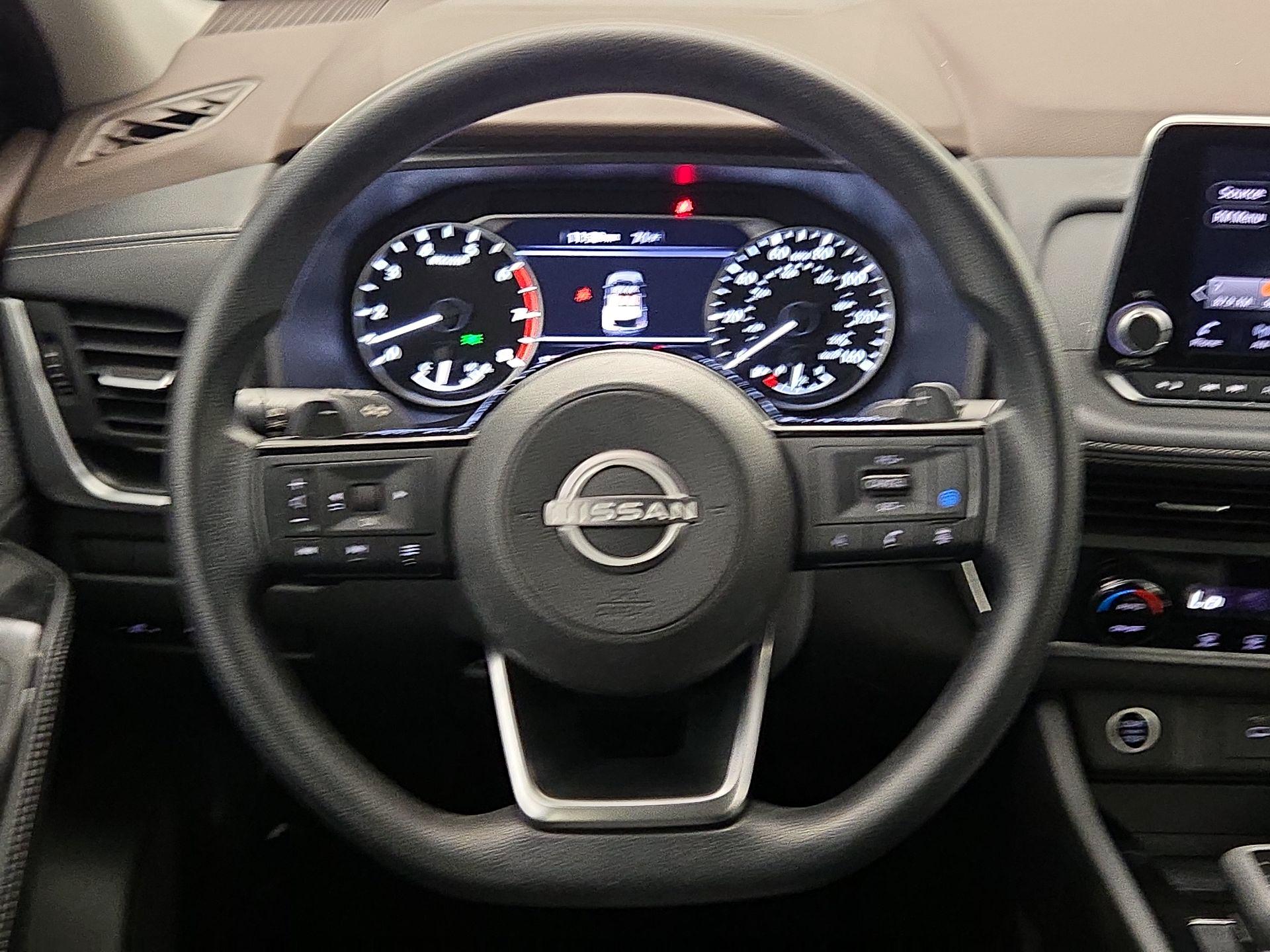 Thumbnail: 2023 Nissan Rogue - 10