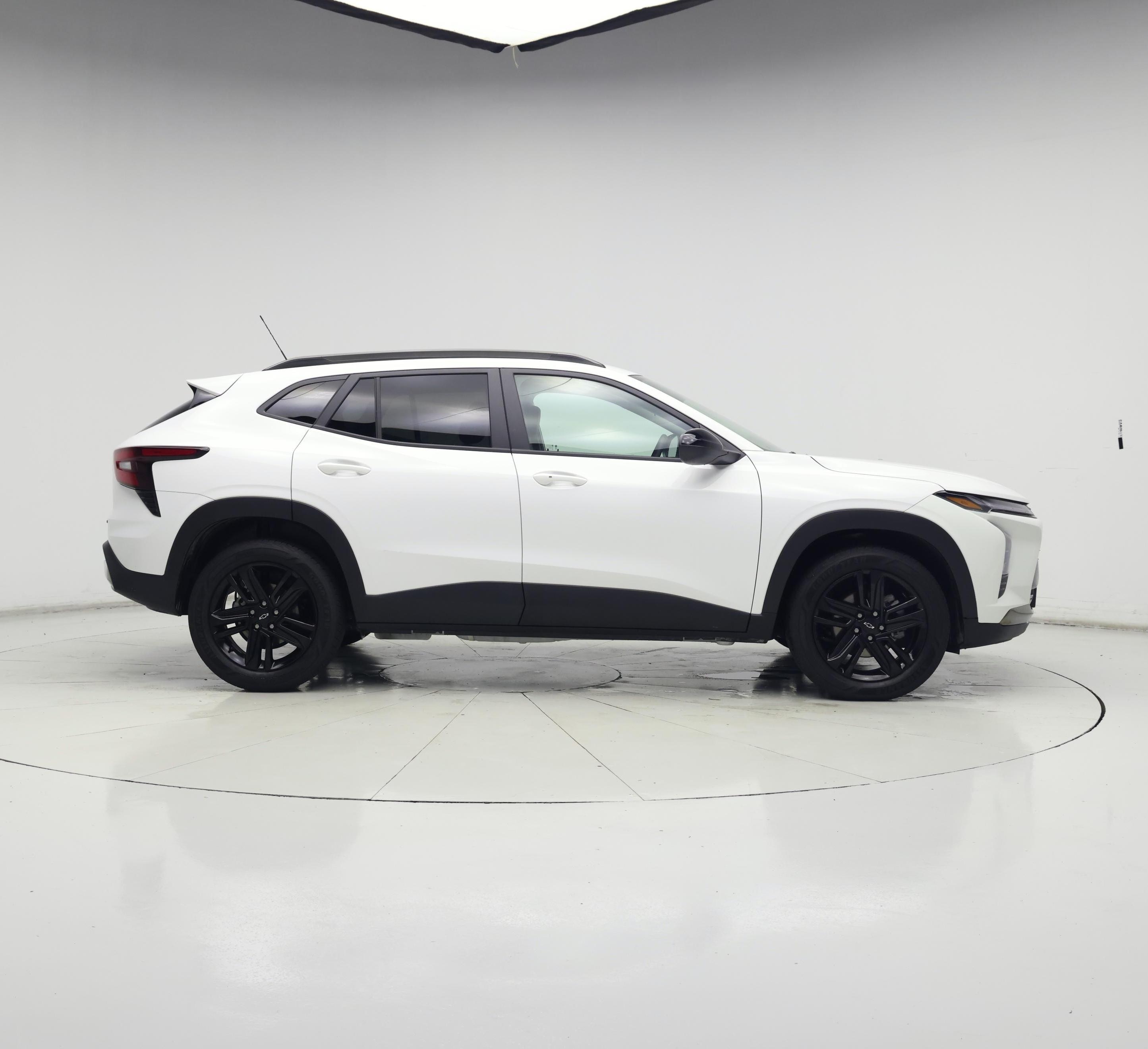 Thumbnail: 2025 Chevrolet Trax - 7