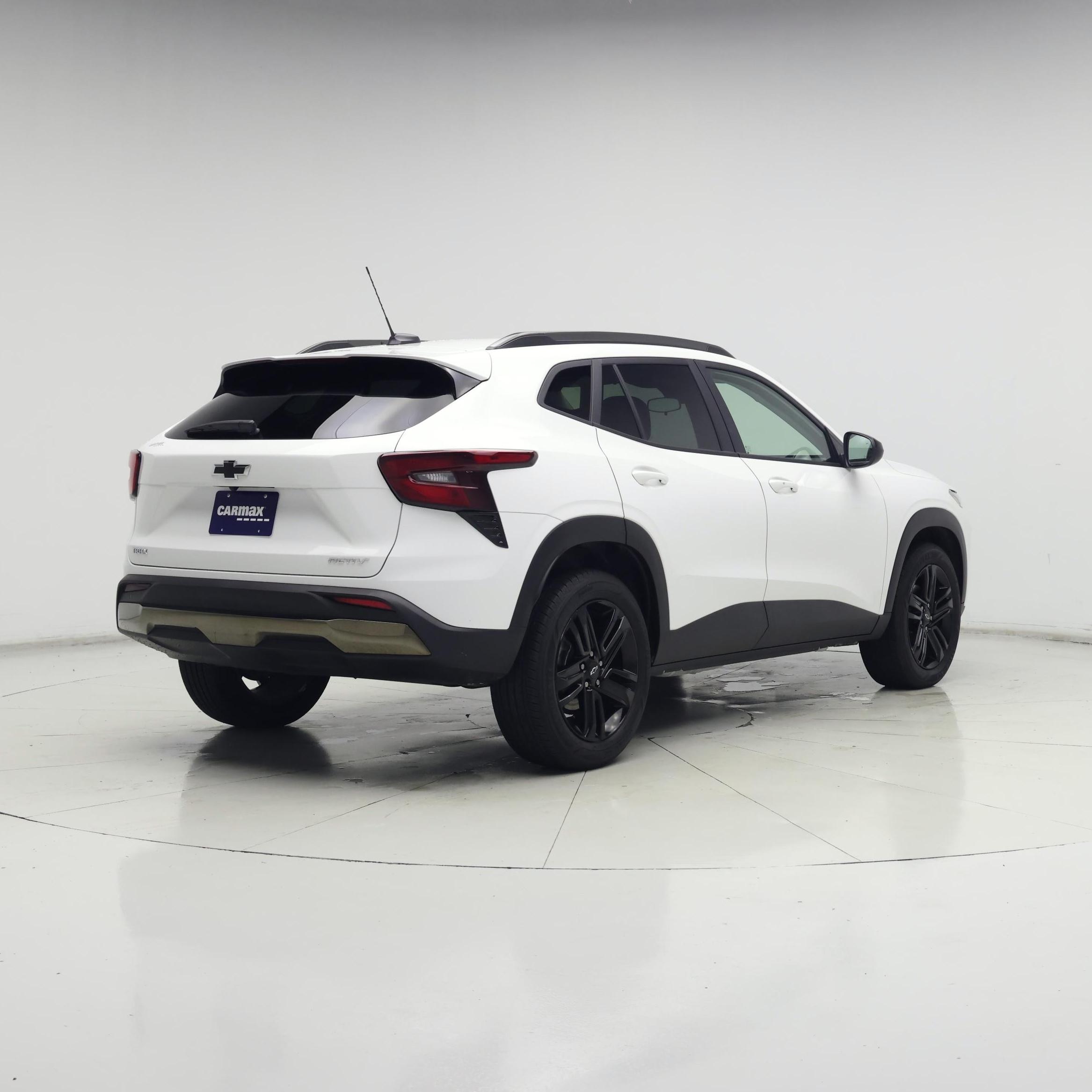 Thumbnail: 2025 Chevrolet Trax - 8