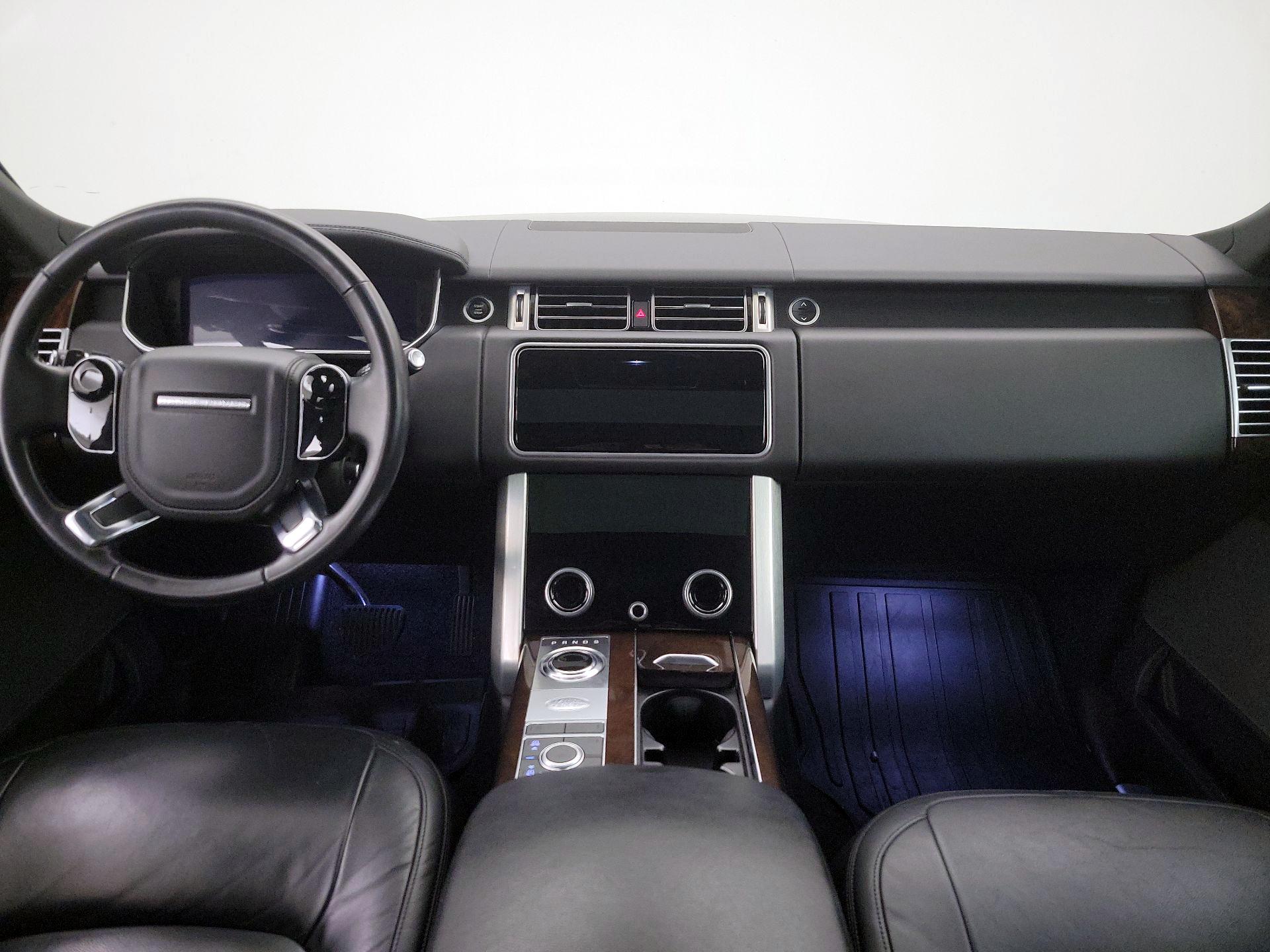 Thumbnail: 2020 Land Rover Range Rover - 9