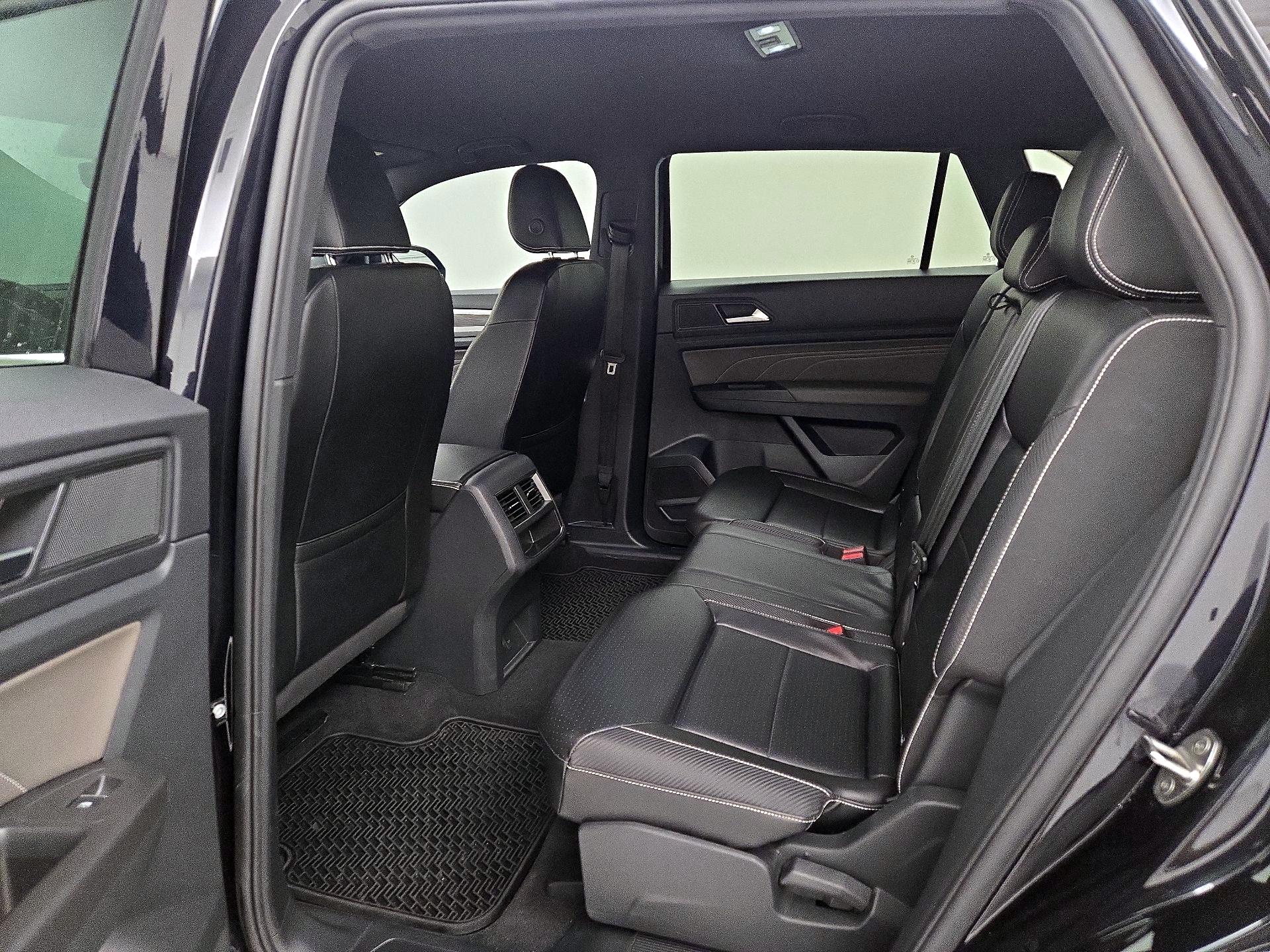 Thumbnail: 2022 Volkswagen Atlas - 19