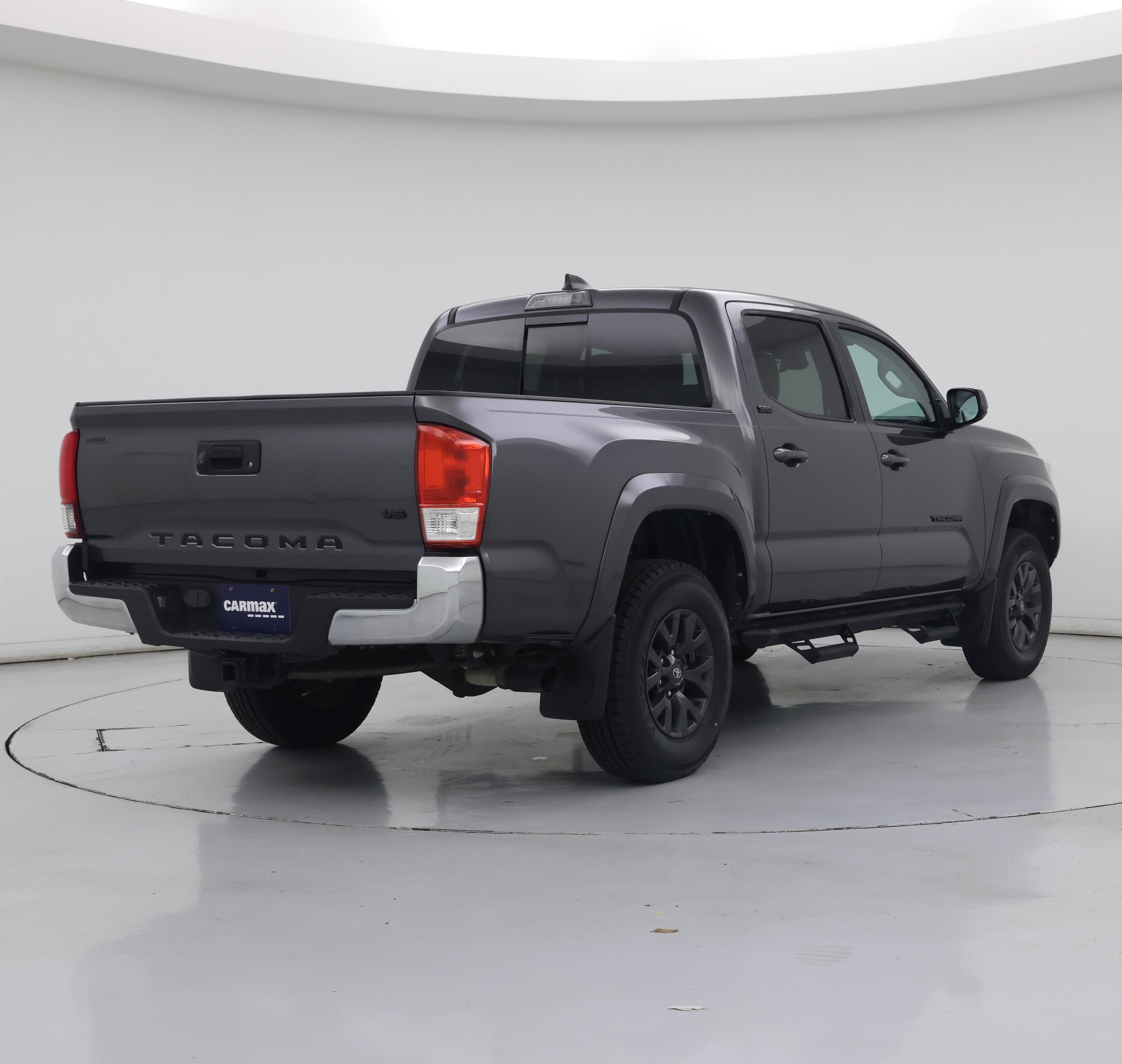 Thumbnail: 2021 Toyota Tacoma - 8
