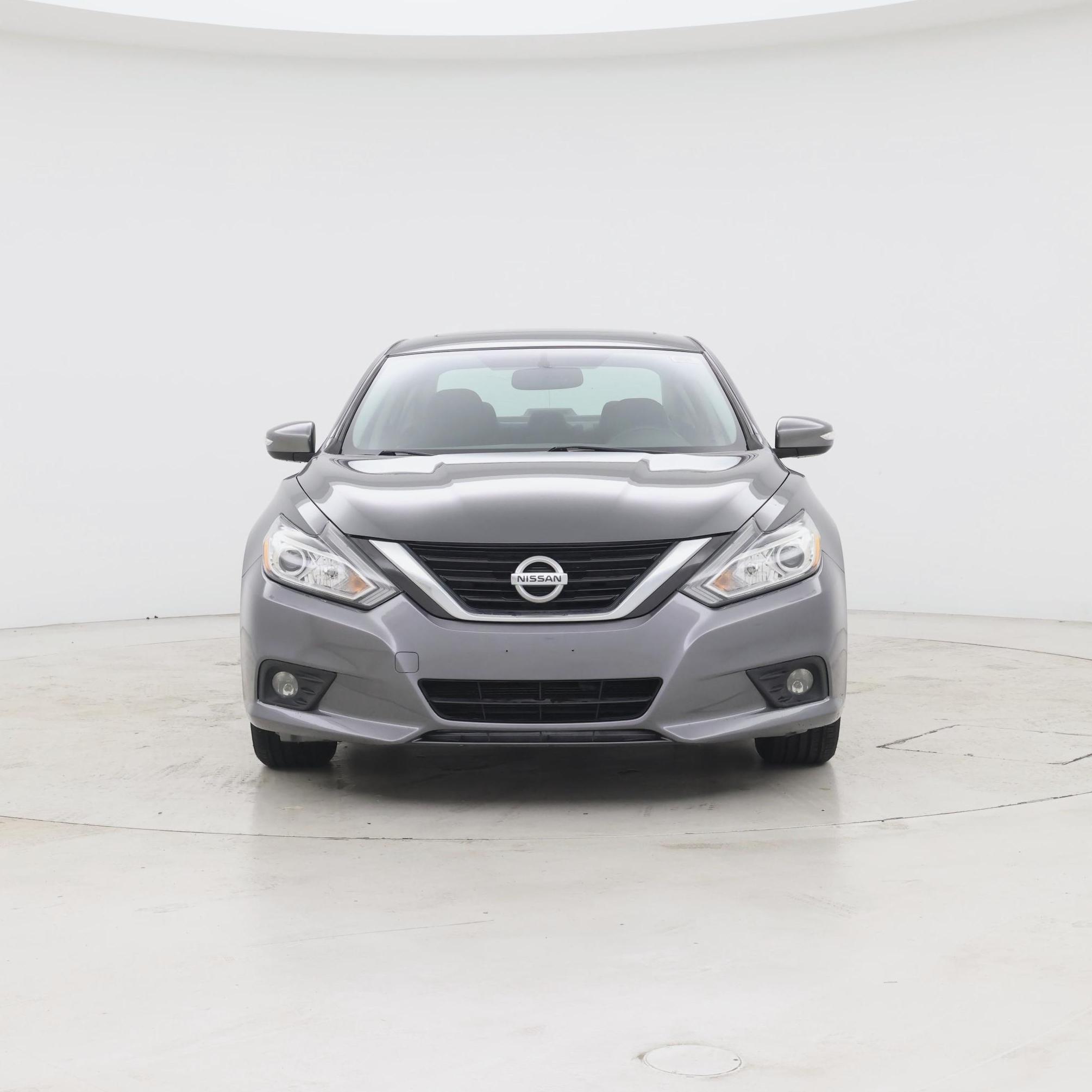 Thumbnail: 2018 Nissan Altima - 5