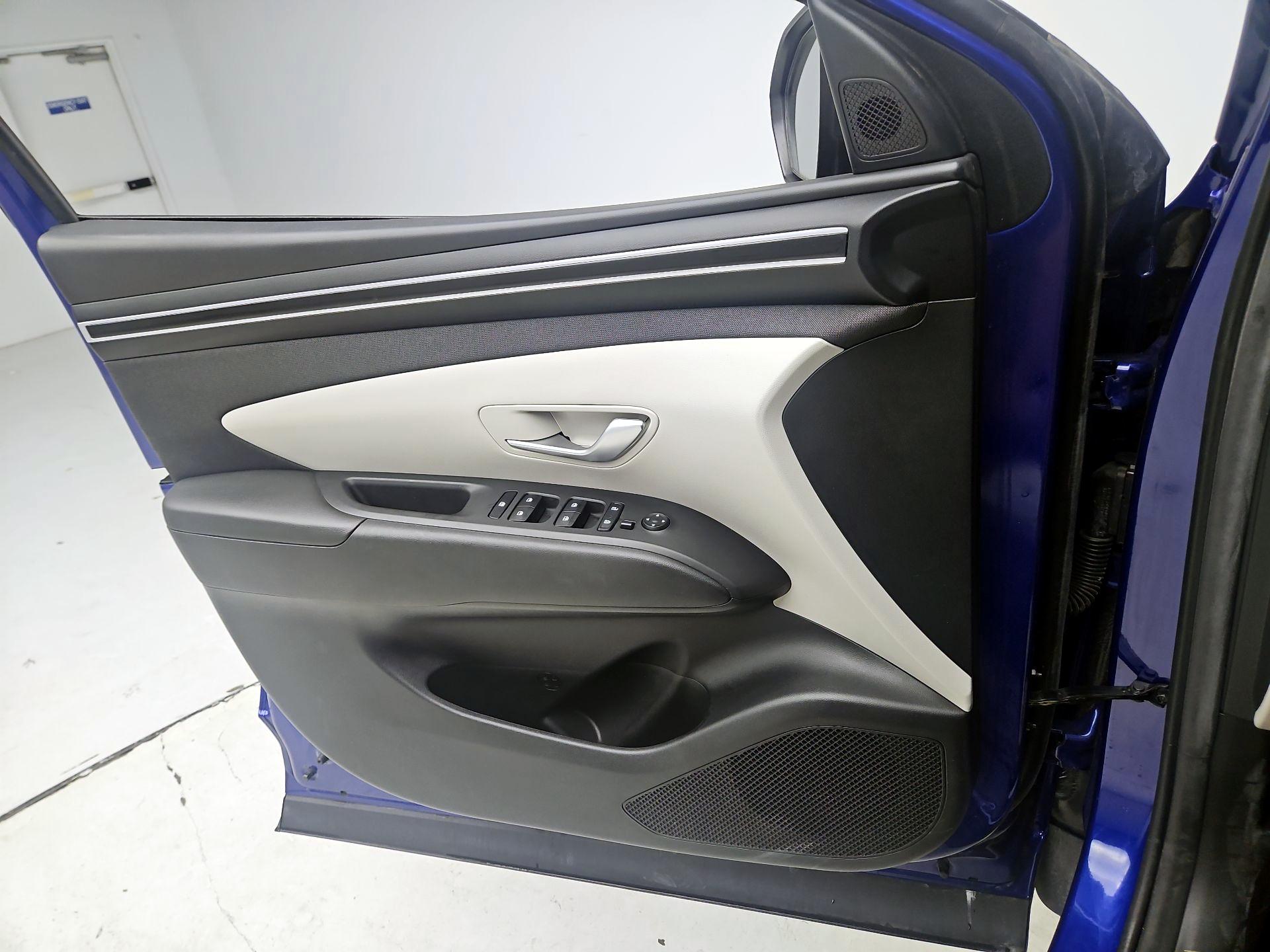 Thumbnail: 2023 Hyundai Tucson - 12