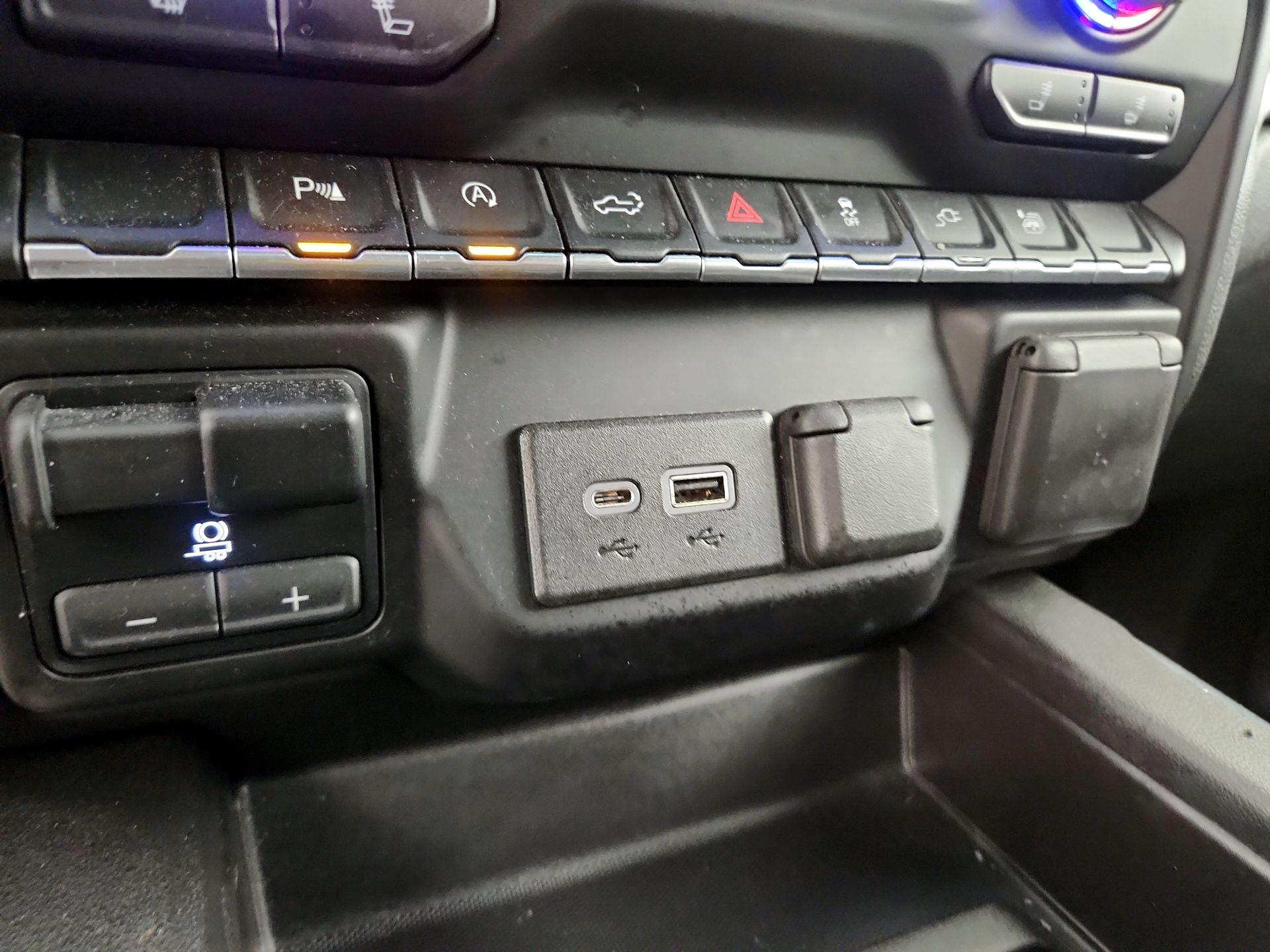 Thumbnail: 2022 GMC Sierra 1500 - 16