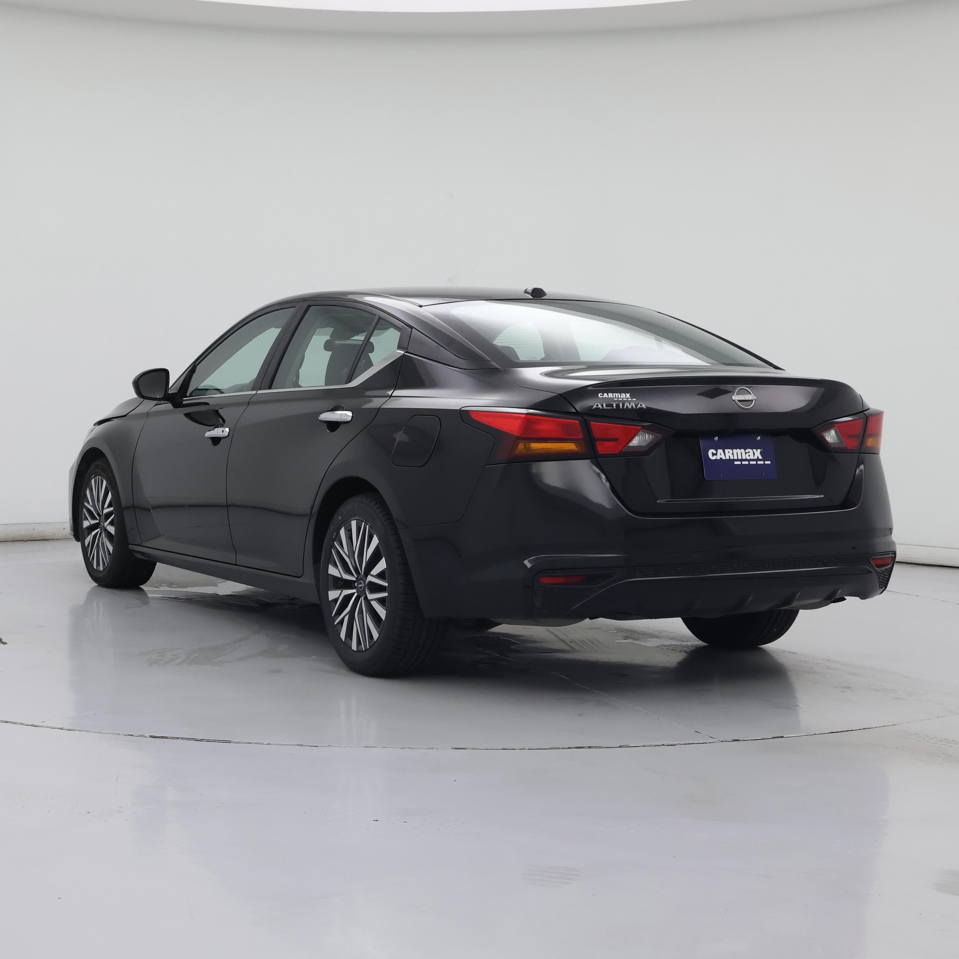 Thumbnail: 2025 Nissan Altima - 2