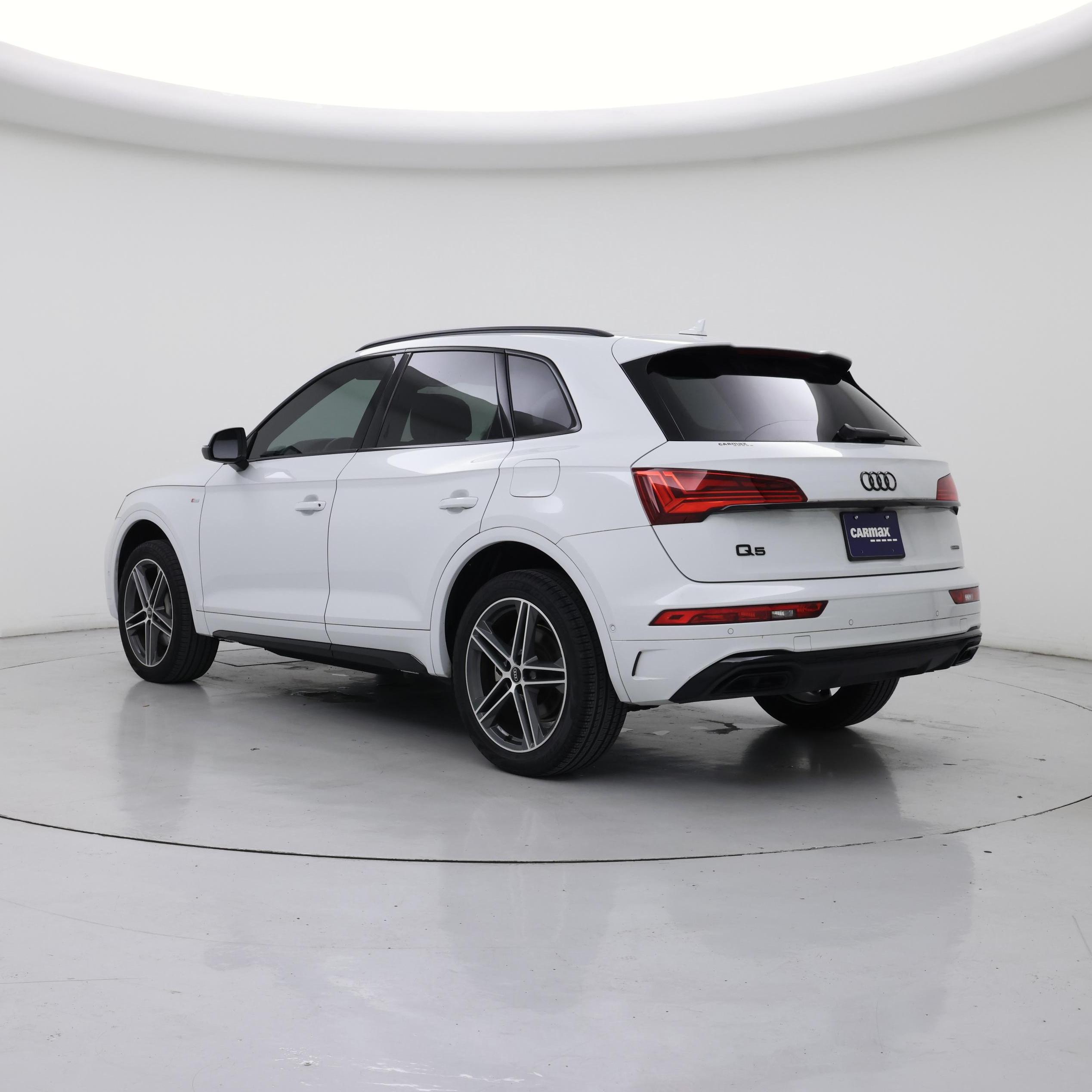Thumbnail: 2023 Audi Q5 - 2