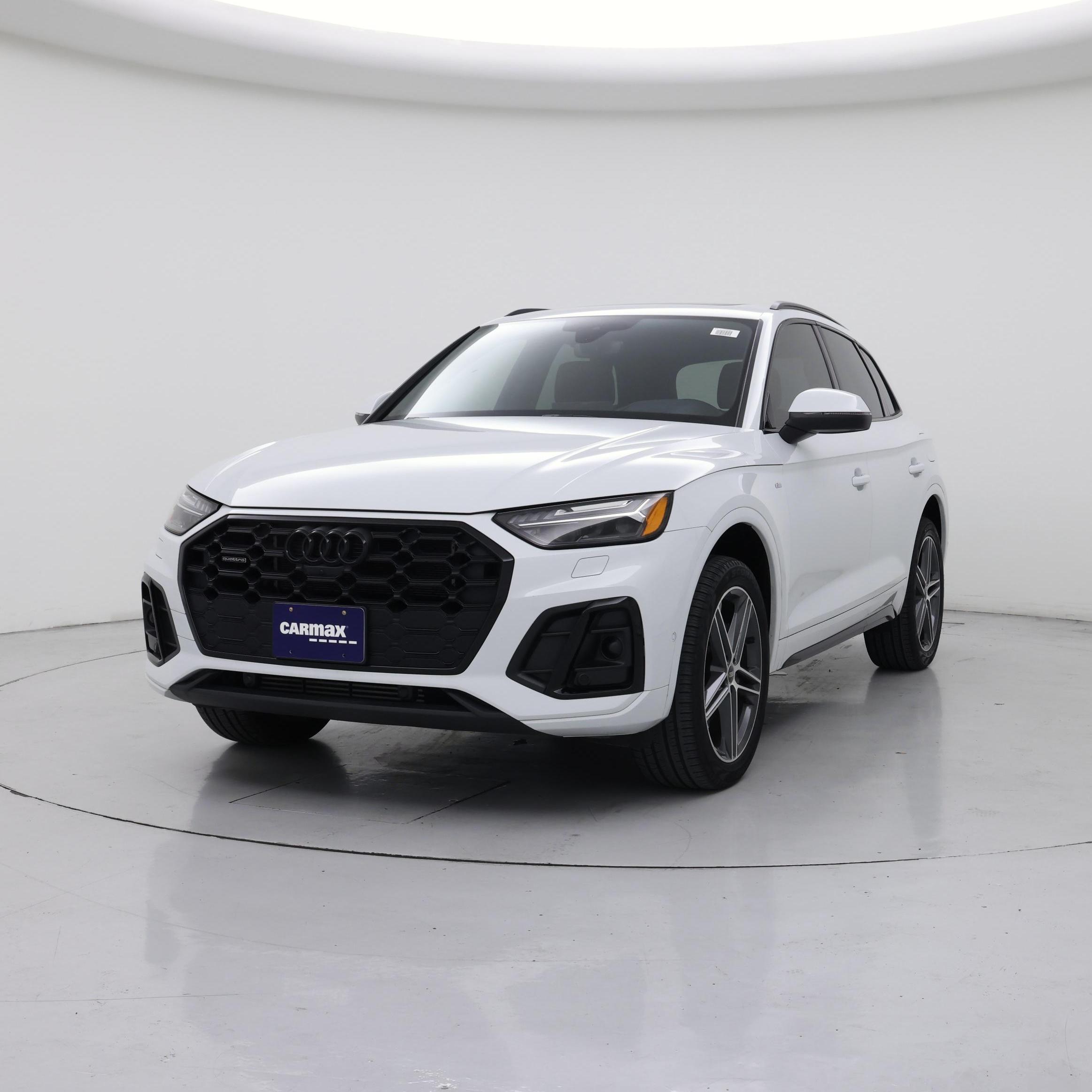 Thumbnail: 2023 Audi Q5 - 4