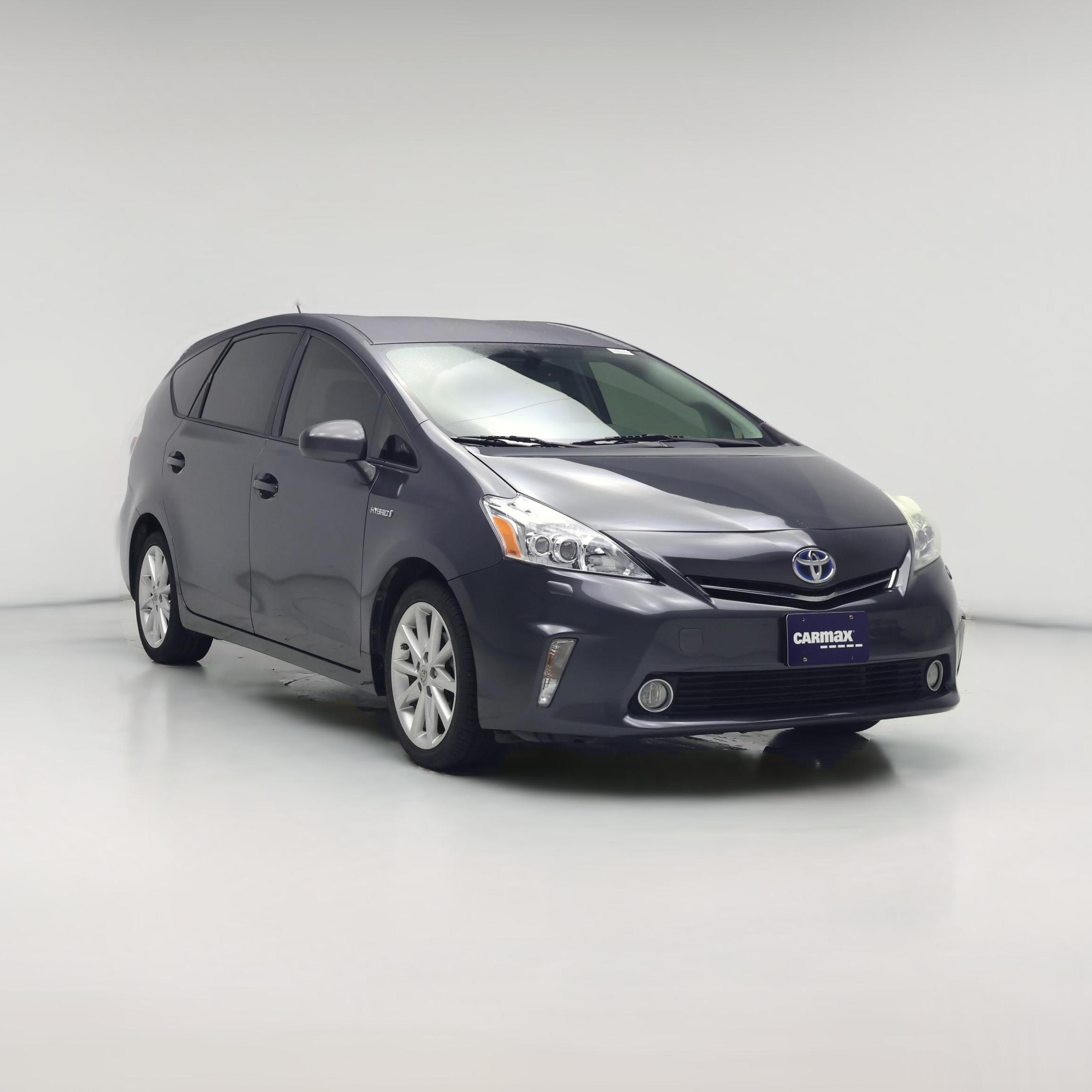 Thumbnail: 2014 Toyota Prius v - 1