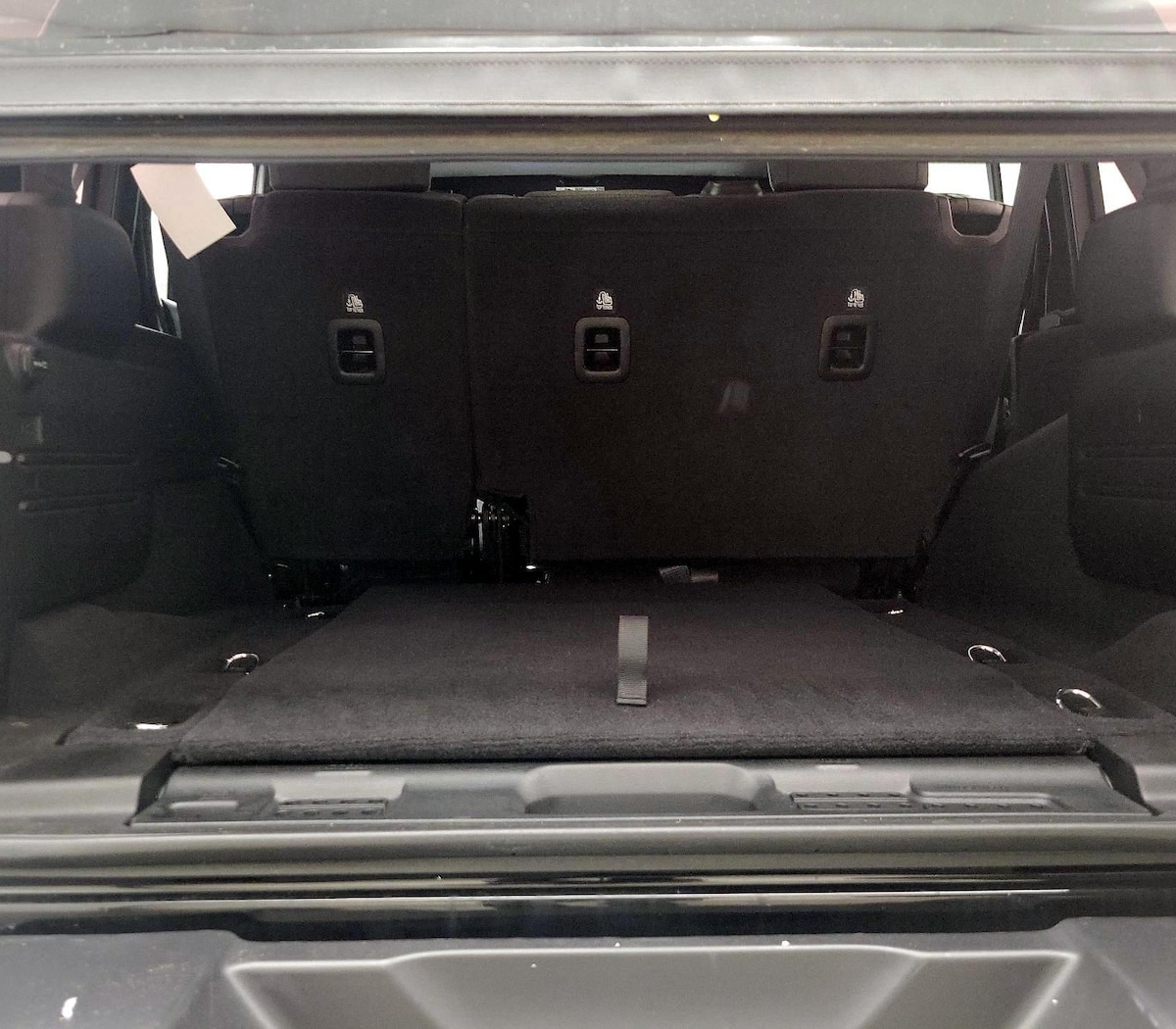Trunk/Cargo (Seats Up)