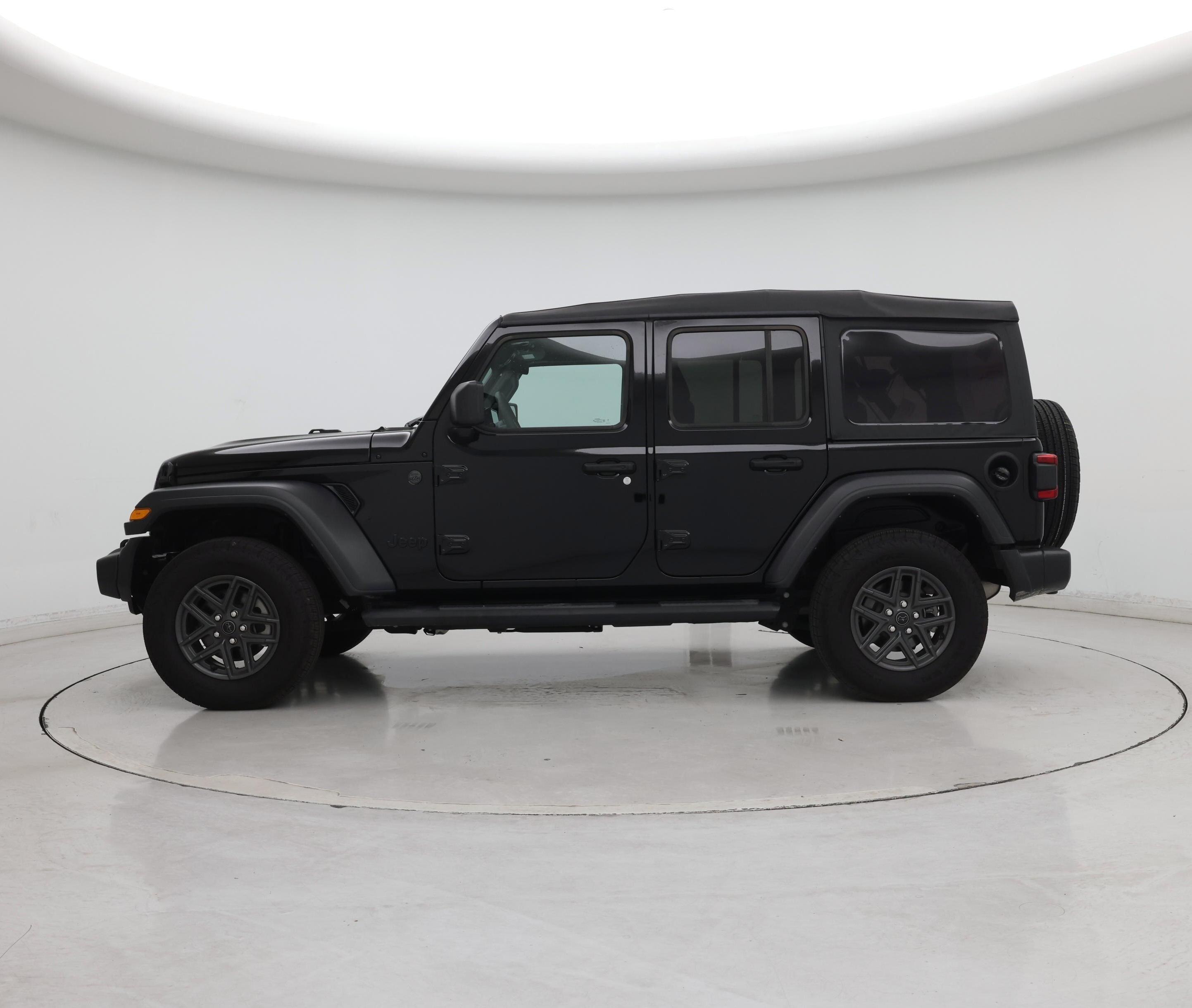 Thumbnail: 2025 Jeep Wrangler - 3