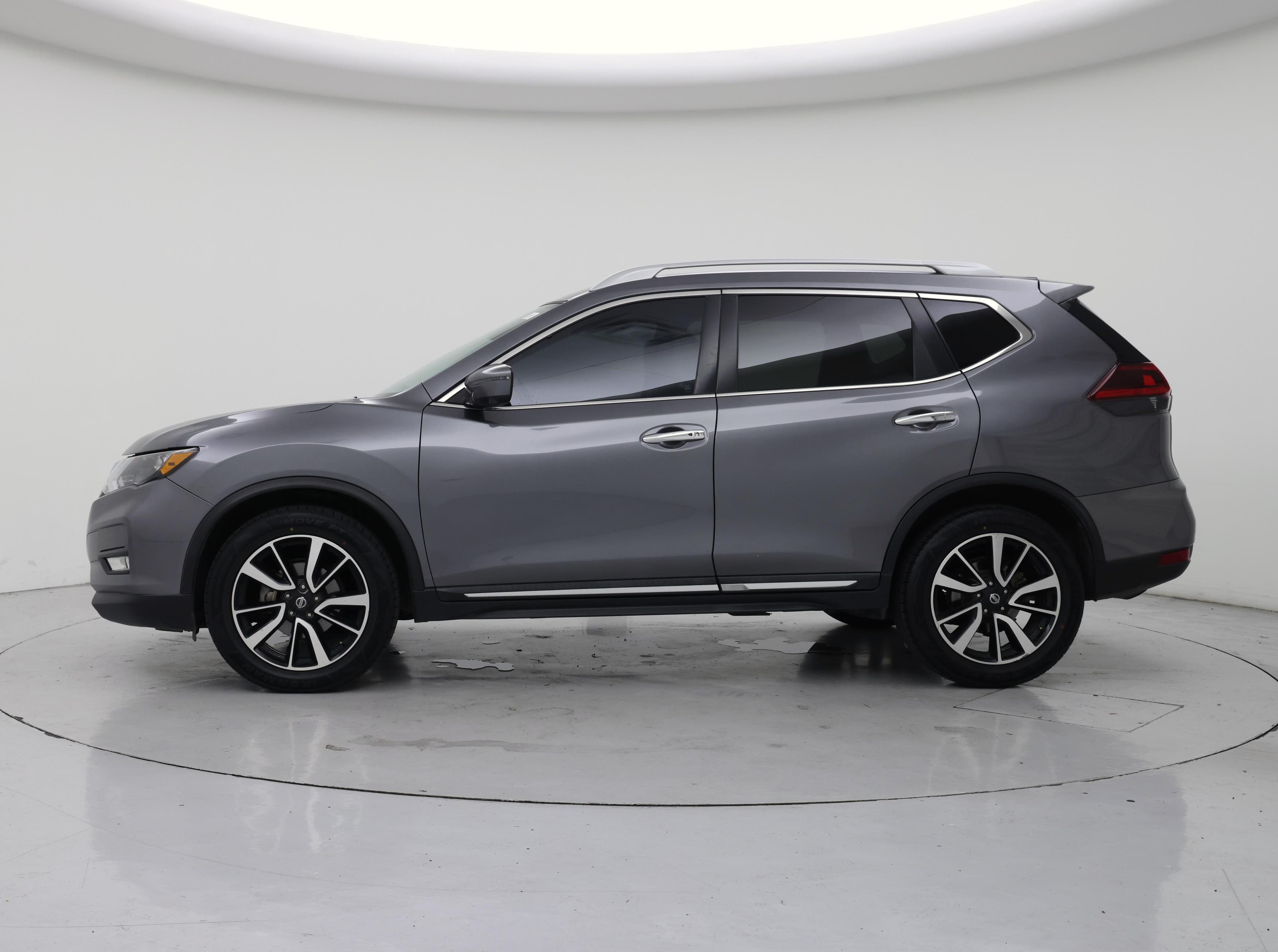 Thumbnail: 2019 Nissan Rogue - 3