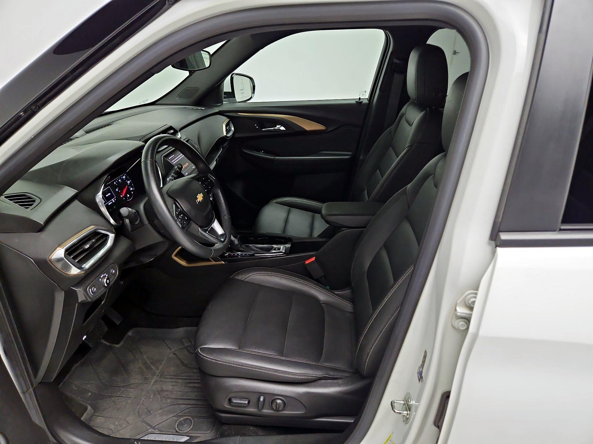 Thumbnail: 2023 Chevrolet TrailBlazer - 11