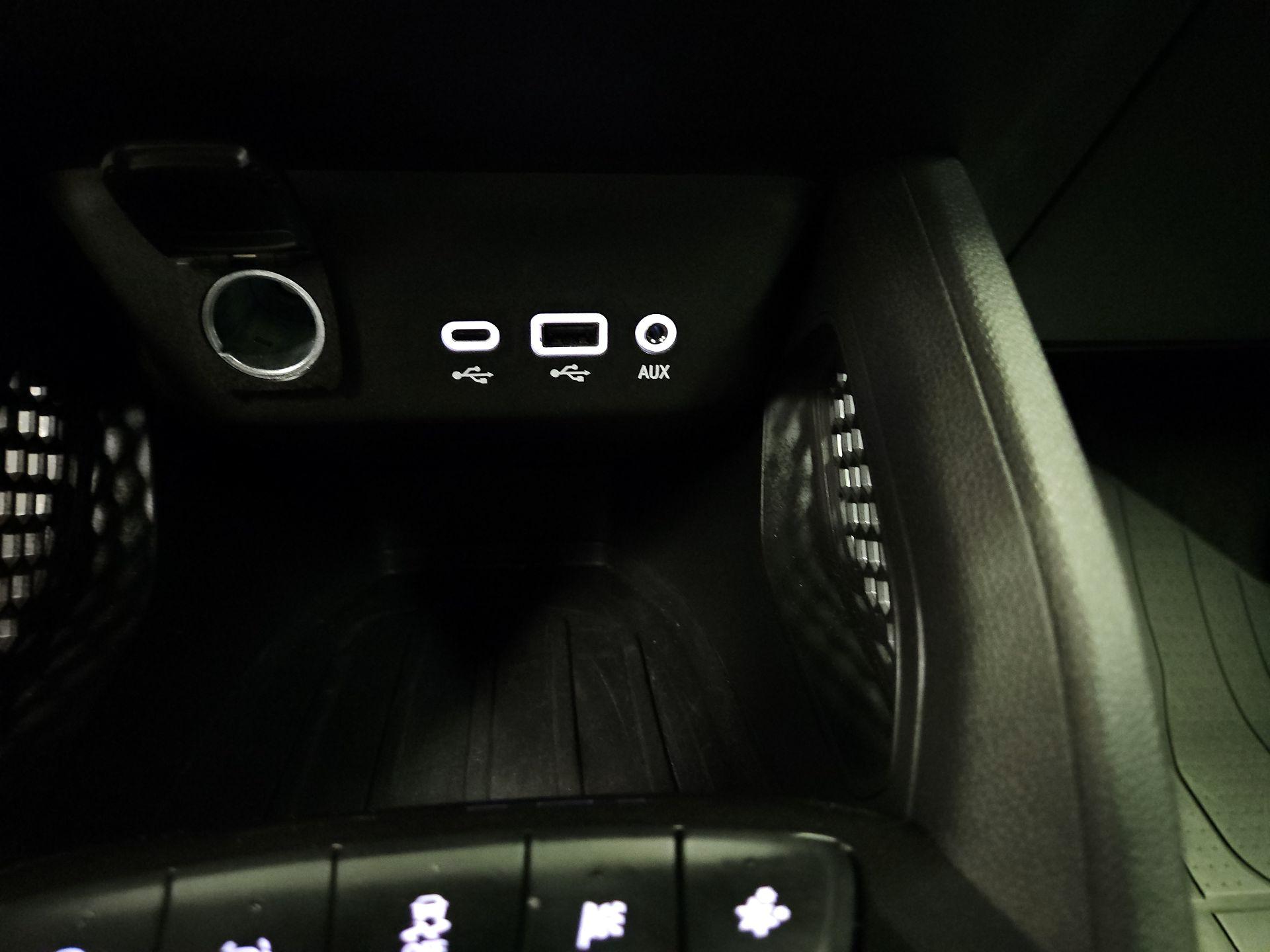 Thumbnail: 2023 Chevrolet TrailBlazer - 18
