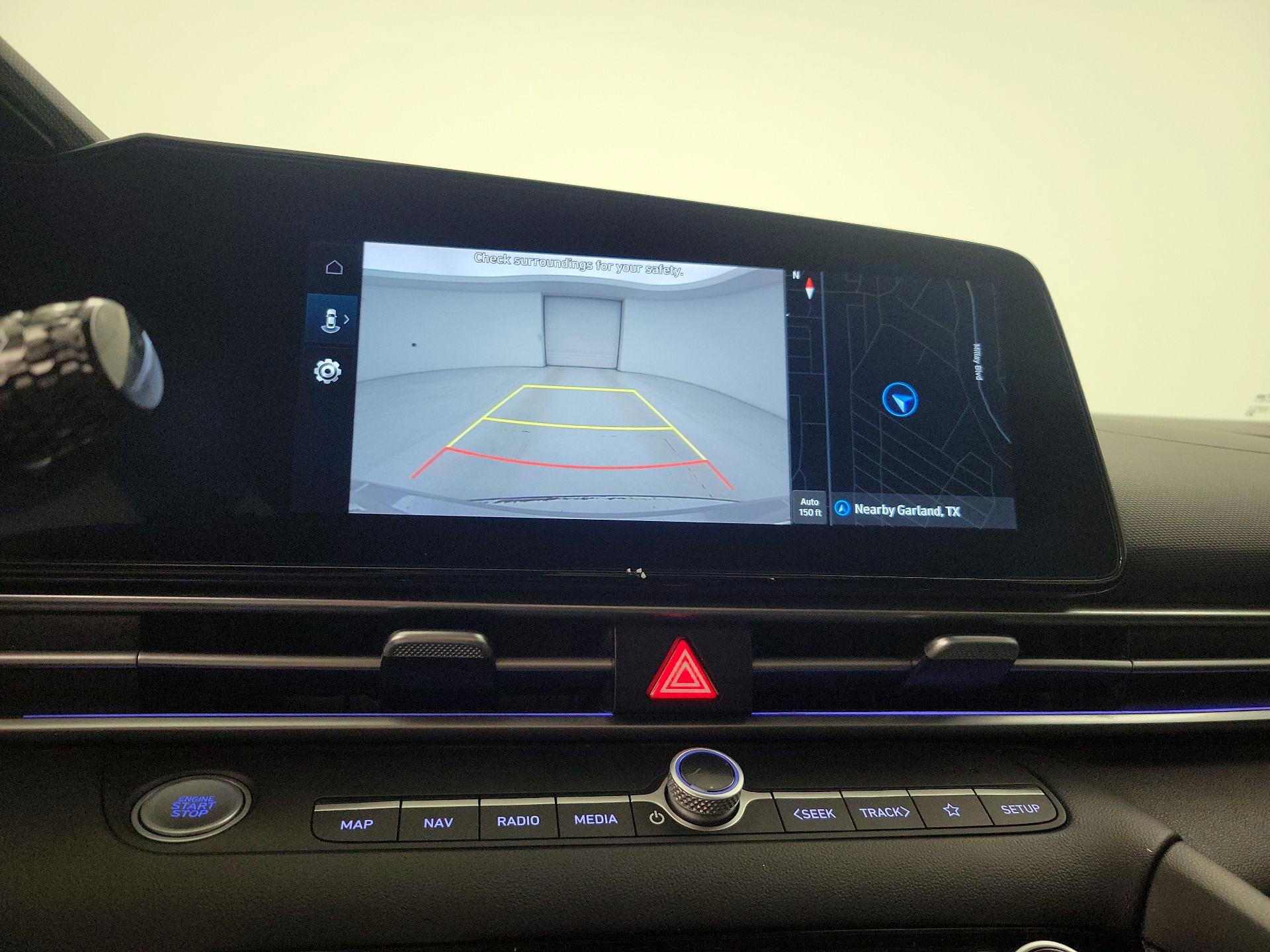 Thumbnail: 2025 Hyundai Elantra - 15