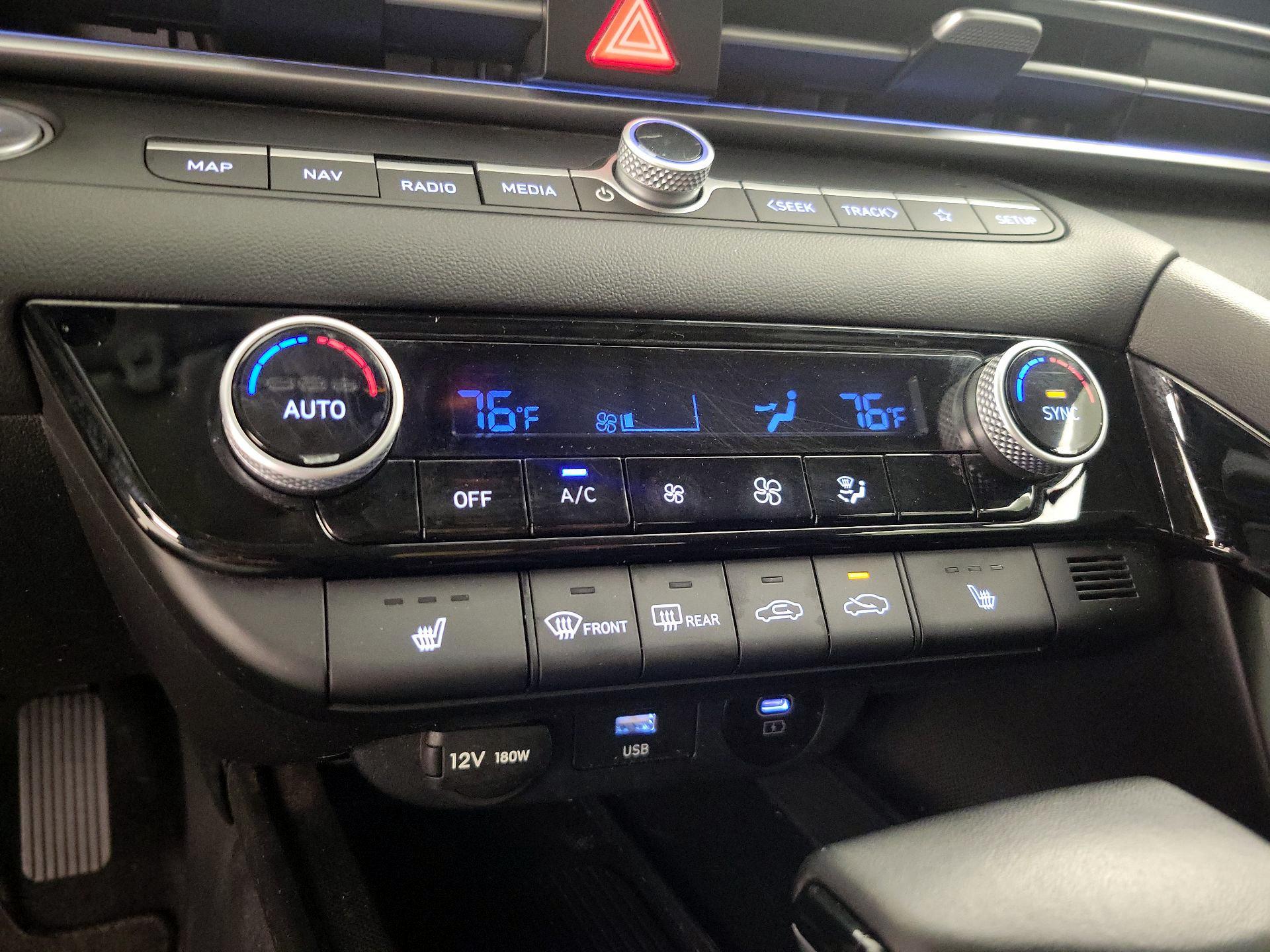 Thumbnail: 2025 Hyundai Elantra - 17