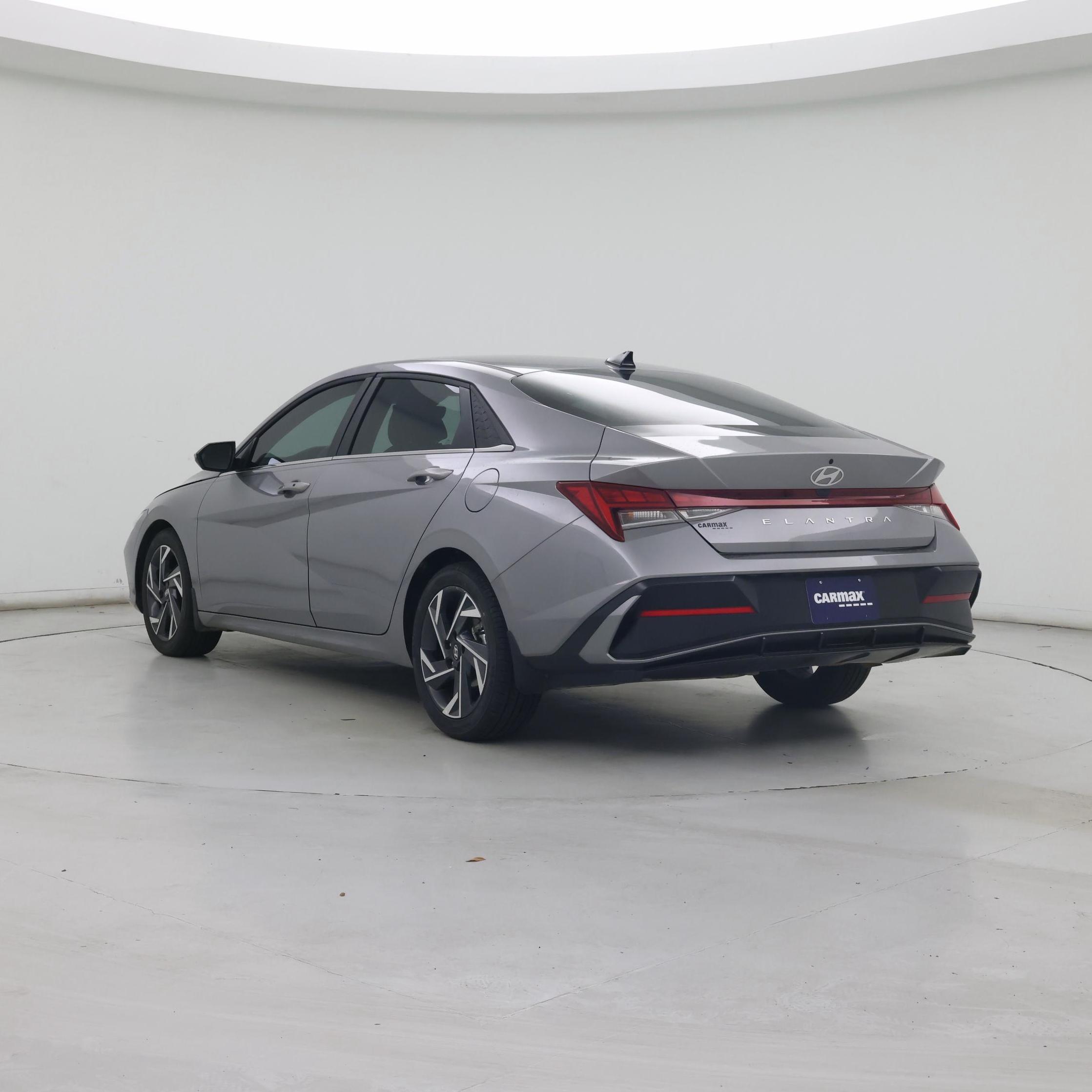 Thumbnail: 2025 Hyundai Elantra - 2