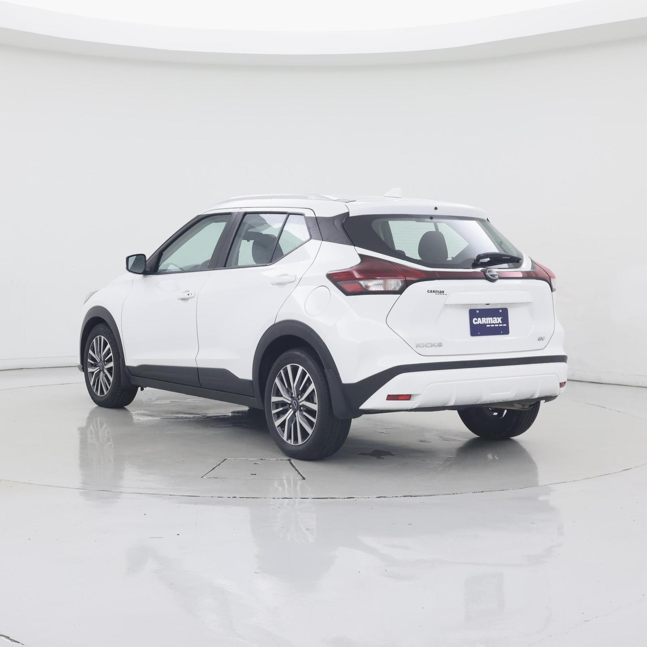 Thumbnail: 2024 Nissan Kicks - 2