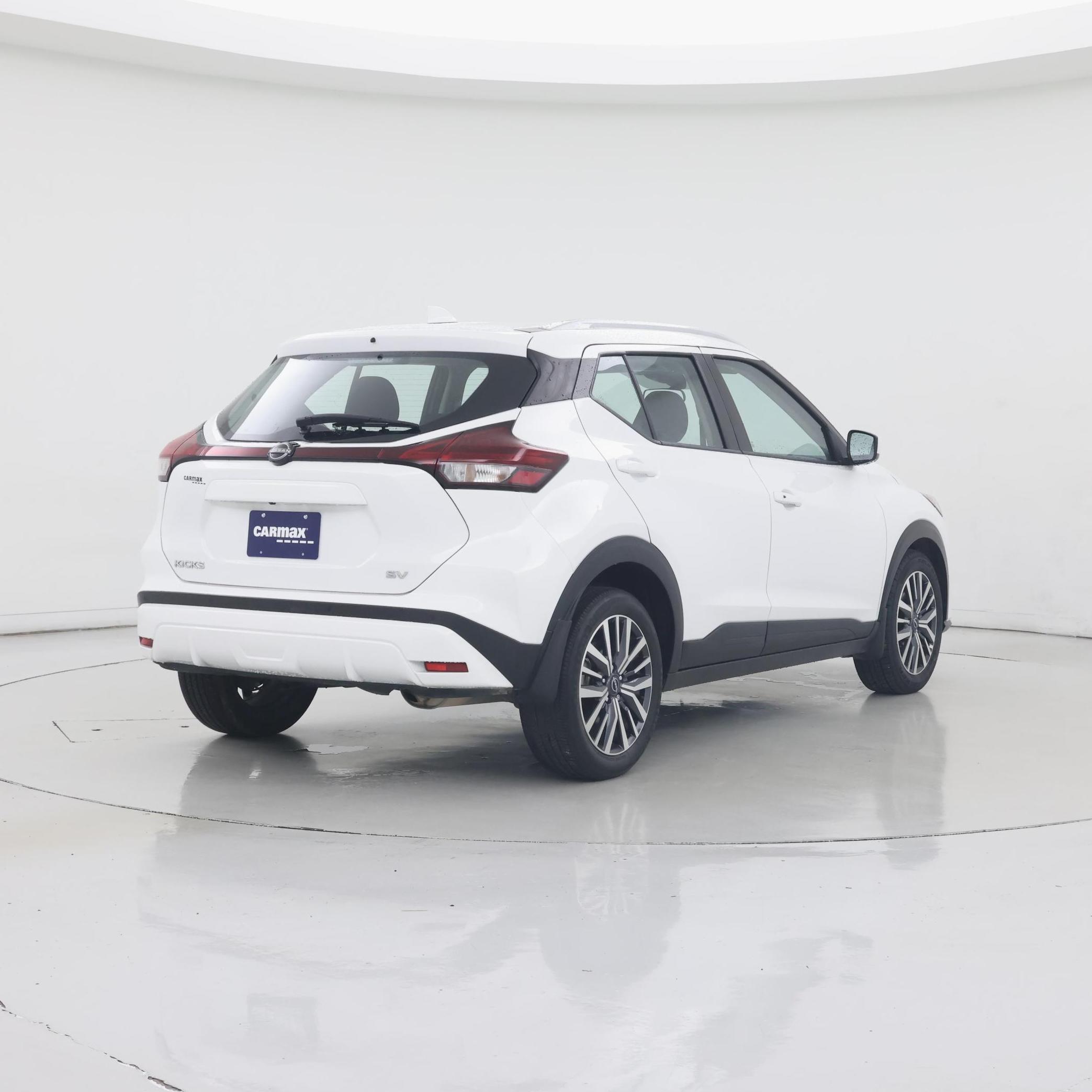 Thumbnail: 2024 Nissan Kicks - 8