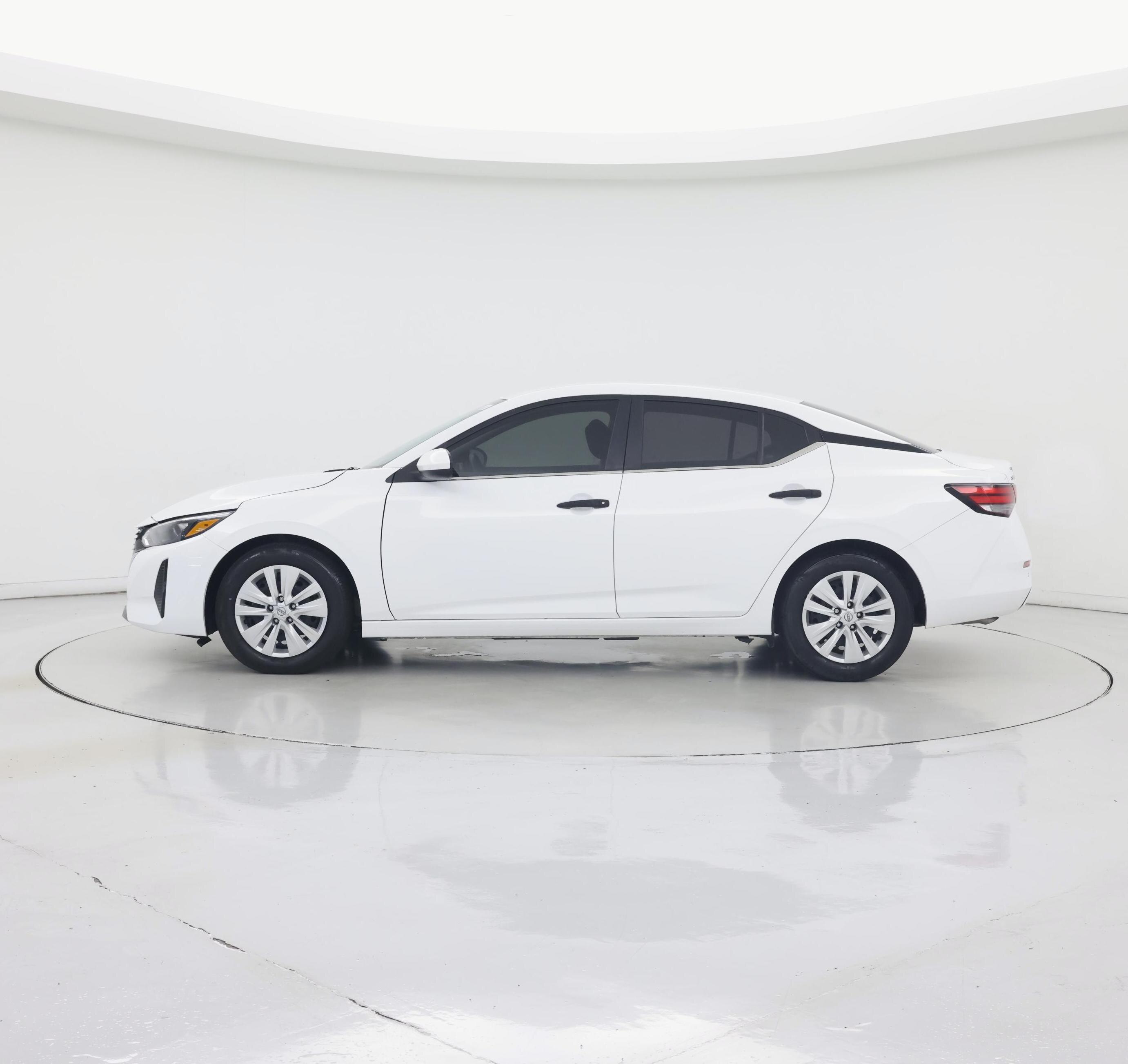 Thumbnail: 2025 Nissan Sentra - 3