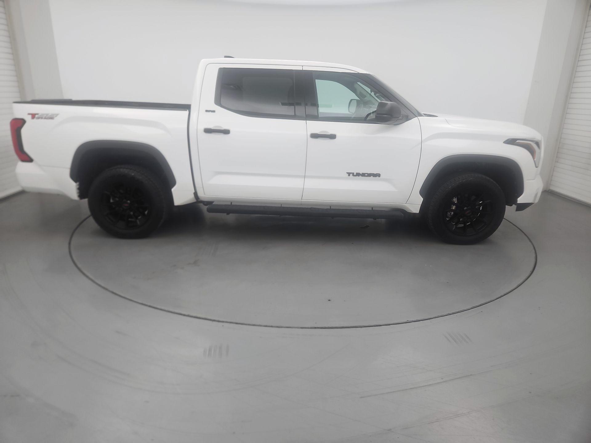 Thumbnail: 2022 Toyota Tundra - 4