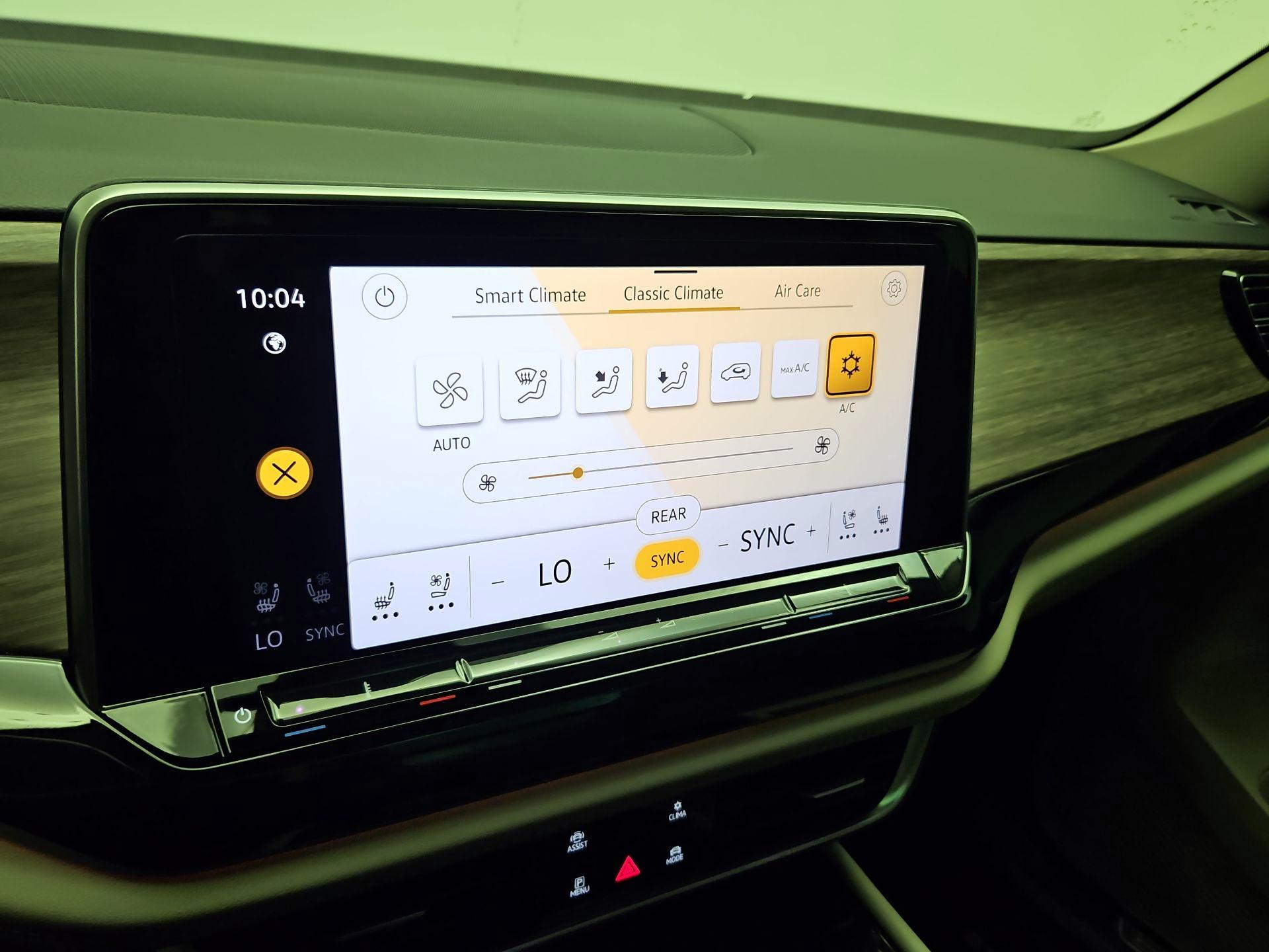 Thumbnail: 2024 Volkswagen Atlas - 17