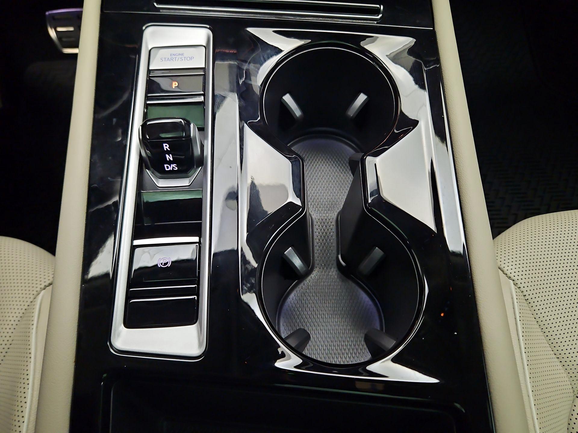 Thumbnail: 2024 Volkswagen Atlas - 18