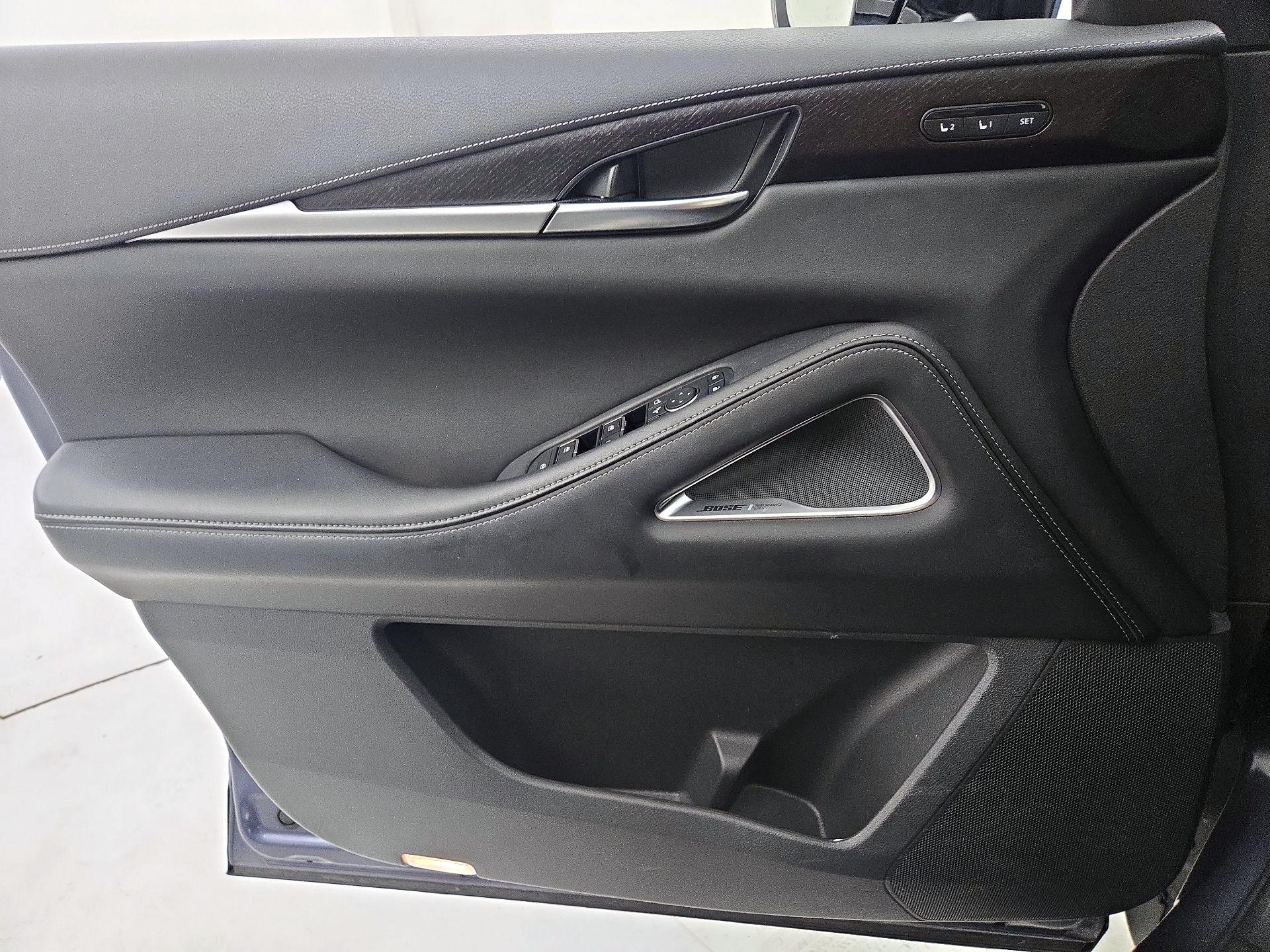 Thumbnail: 2023 INFINITI QX60 - 12