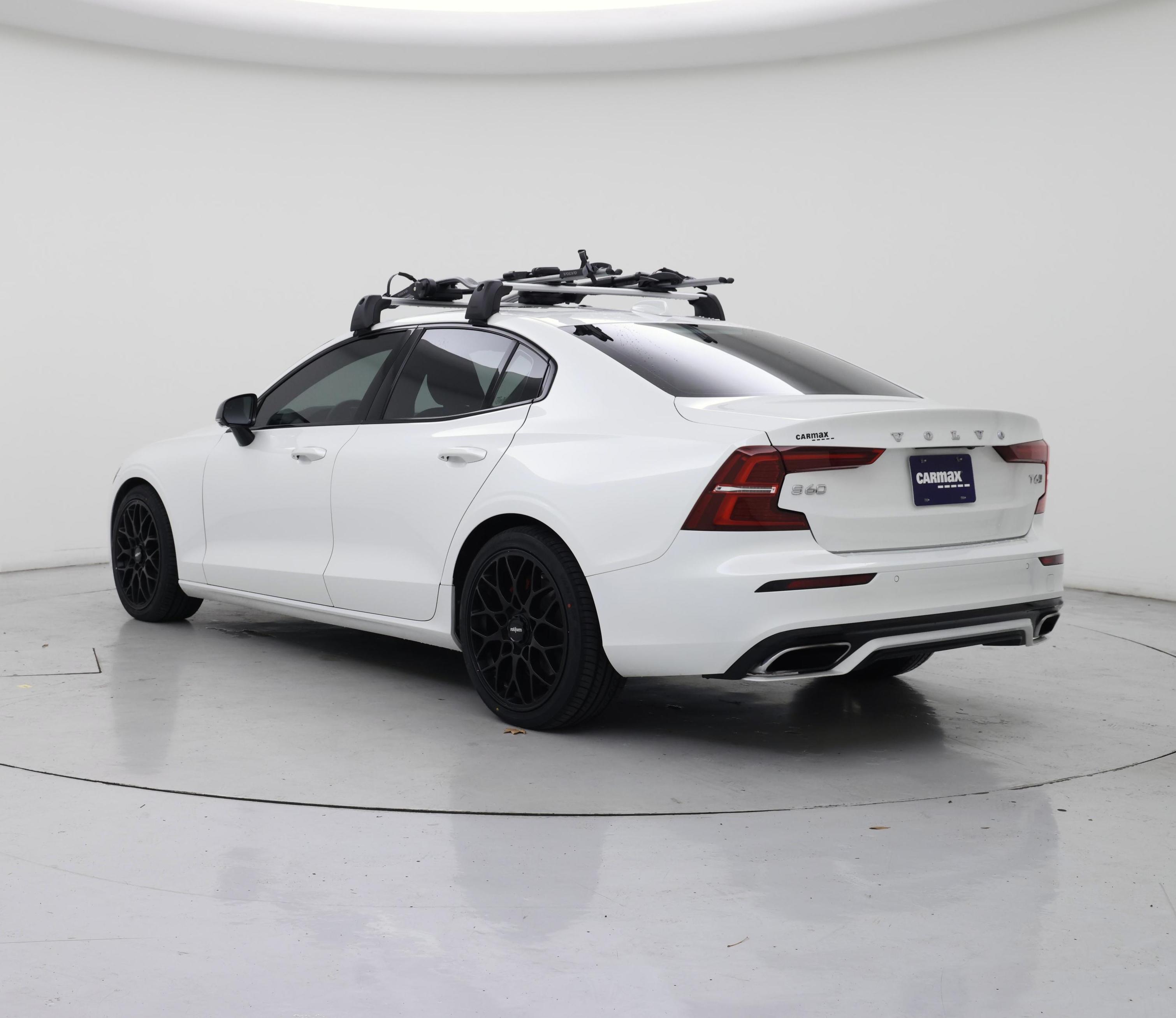 Thumbnail: 2021 Volvo S60 - 2