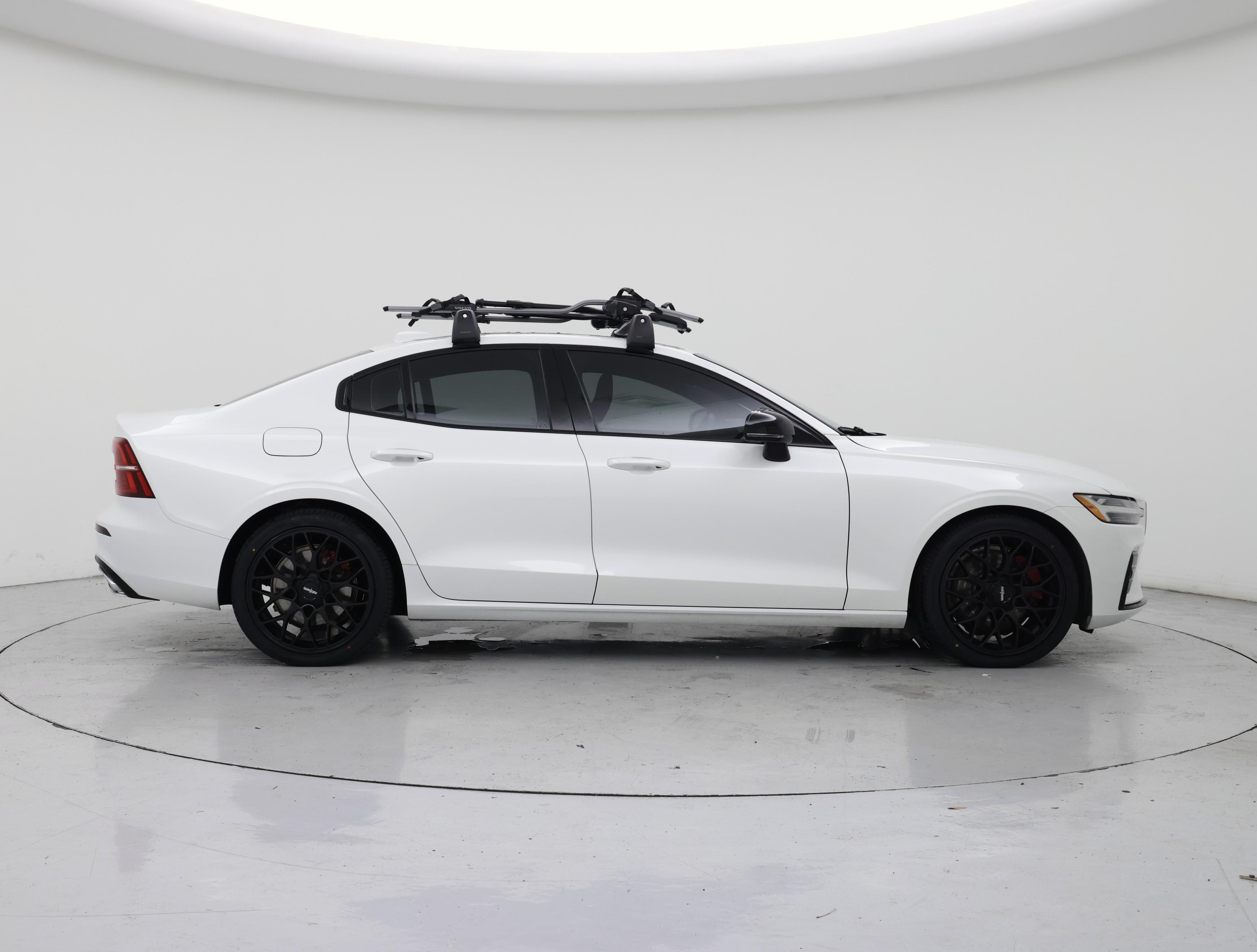 Thumbnail: 2021 Volvo S60 - 7