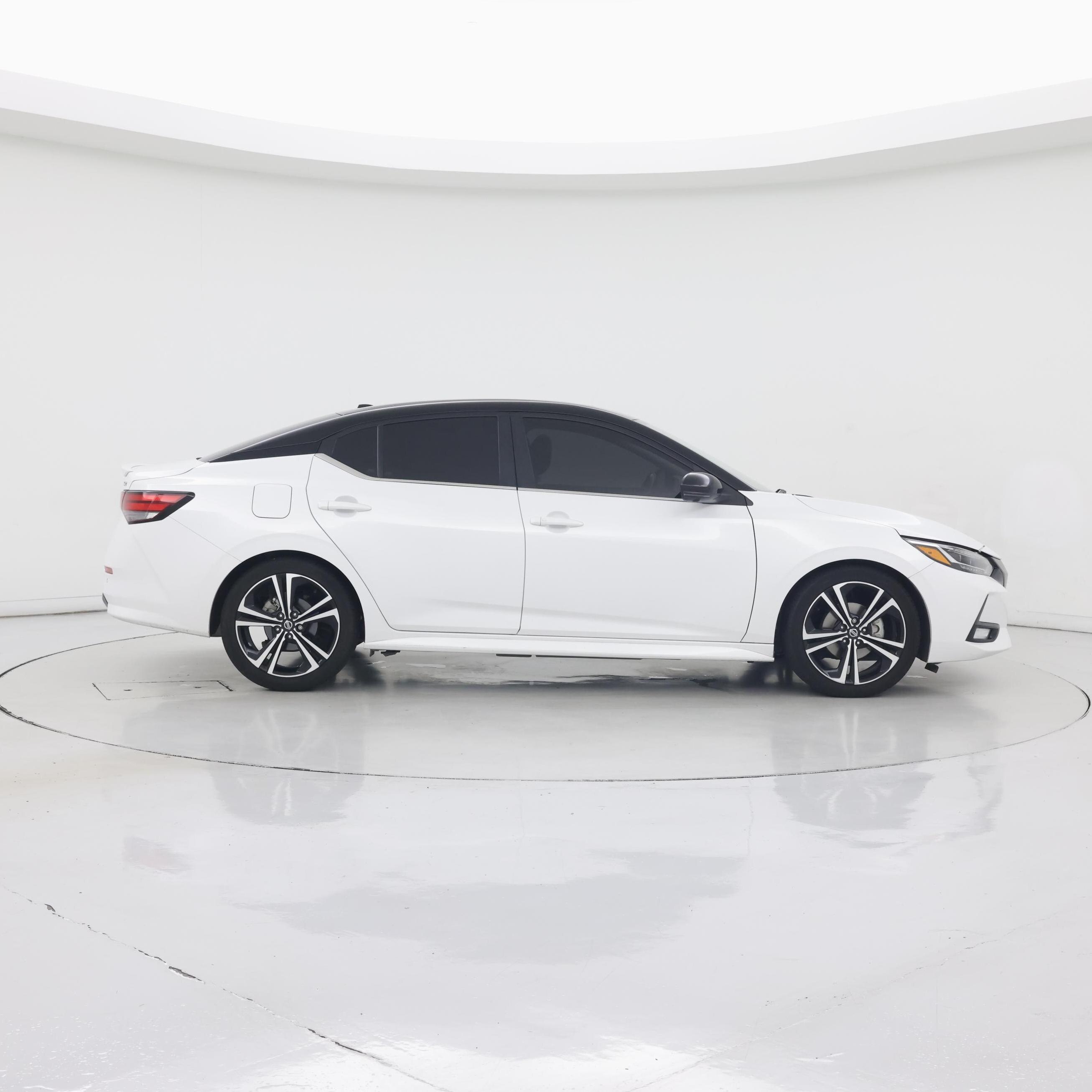 Thumbnail: 2022 Nissan Sentra - 7