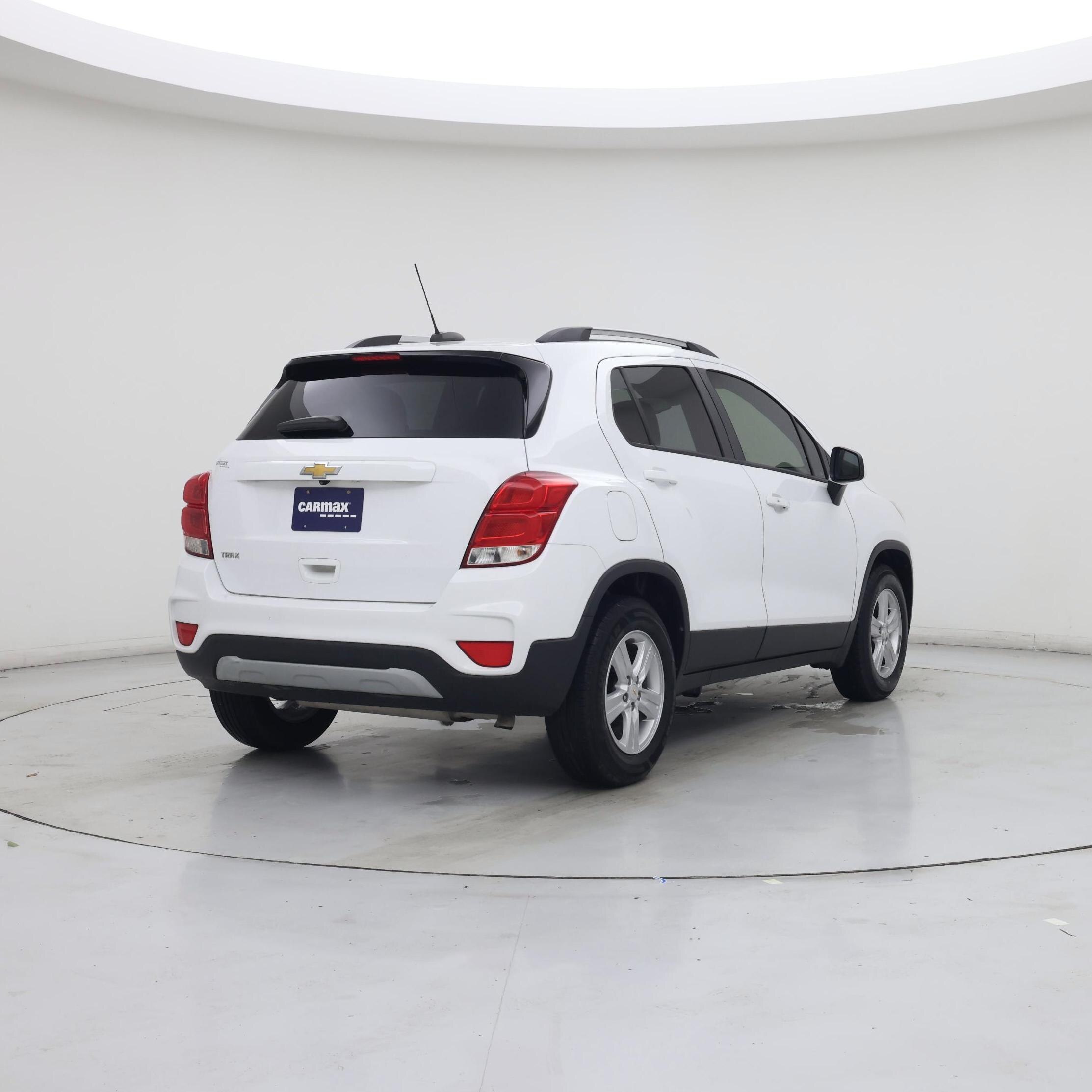 Thumbnail: 2021 Chevrolet Trax - 8