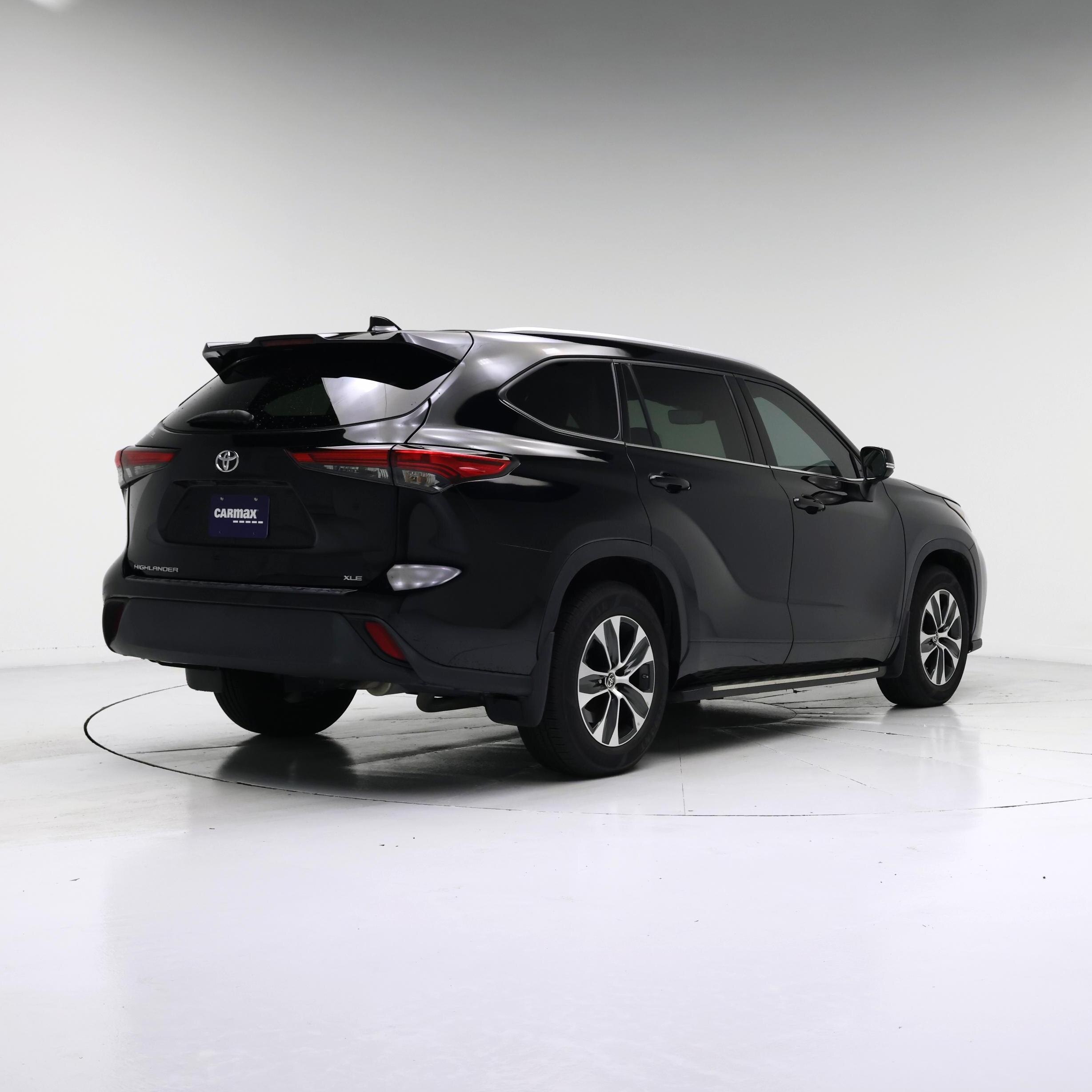 Thumbnail: 2022 Toyota Highlander - 8