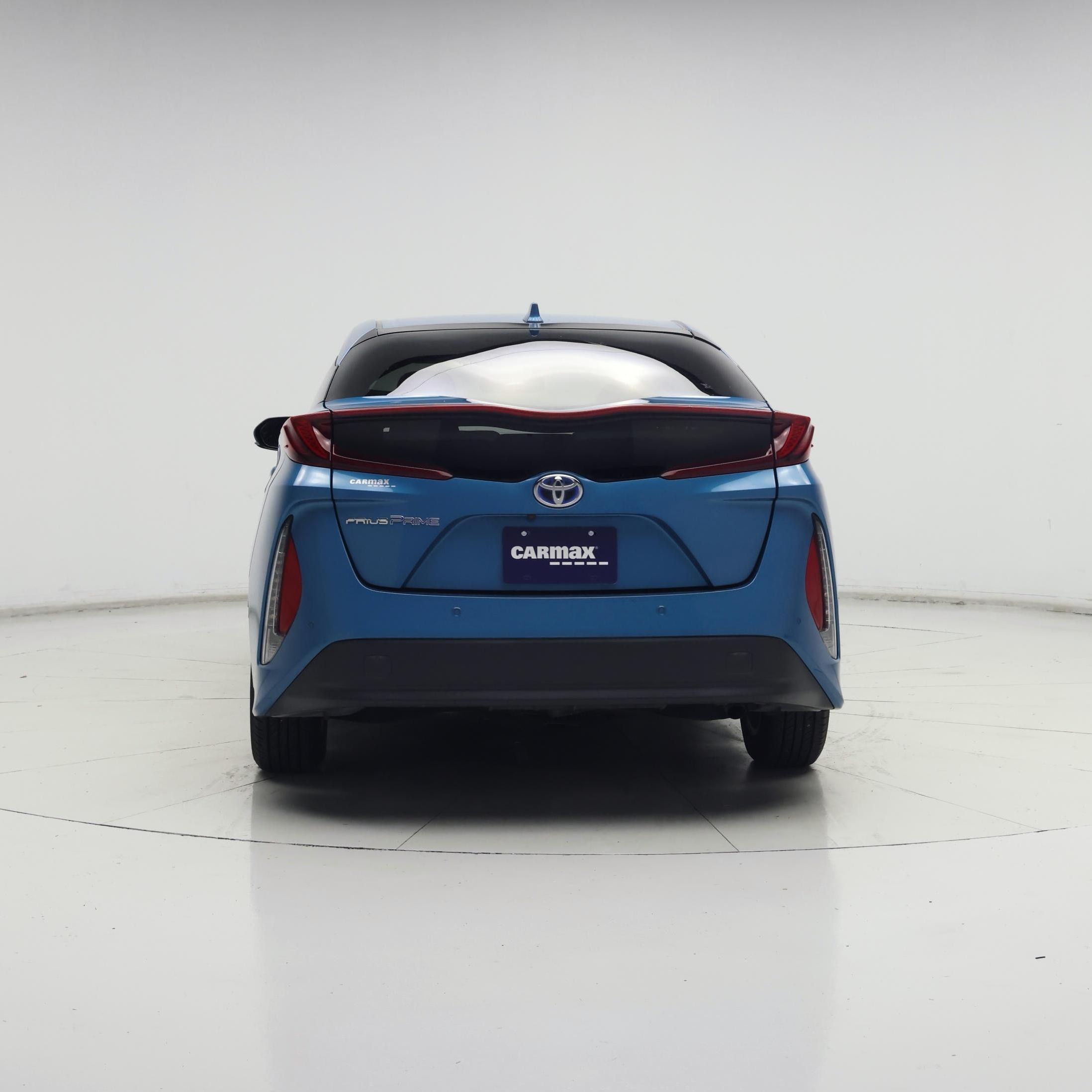 Thumbnail: 2017 Toyota Prius Prime - 6