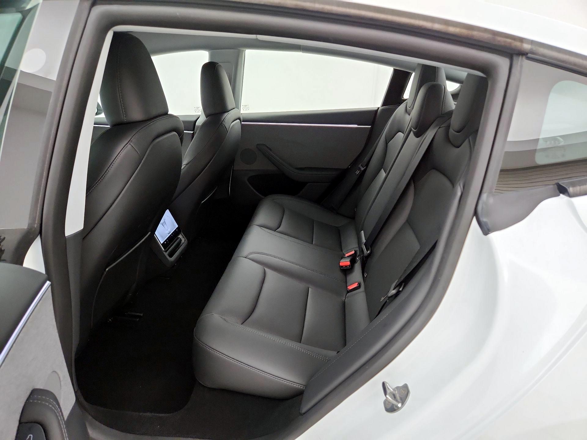 Thumbnail: 2025 Tesla Model 3 - 18