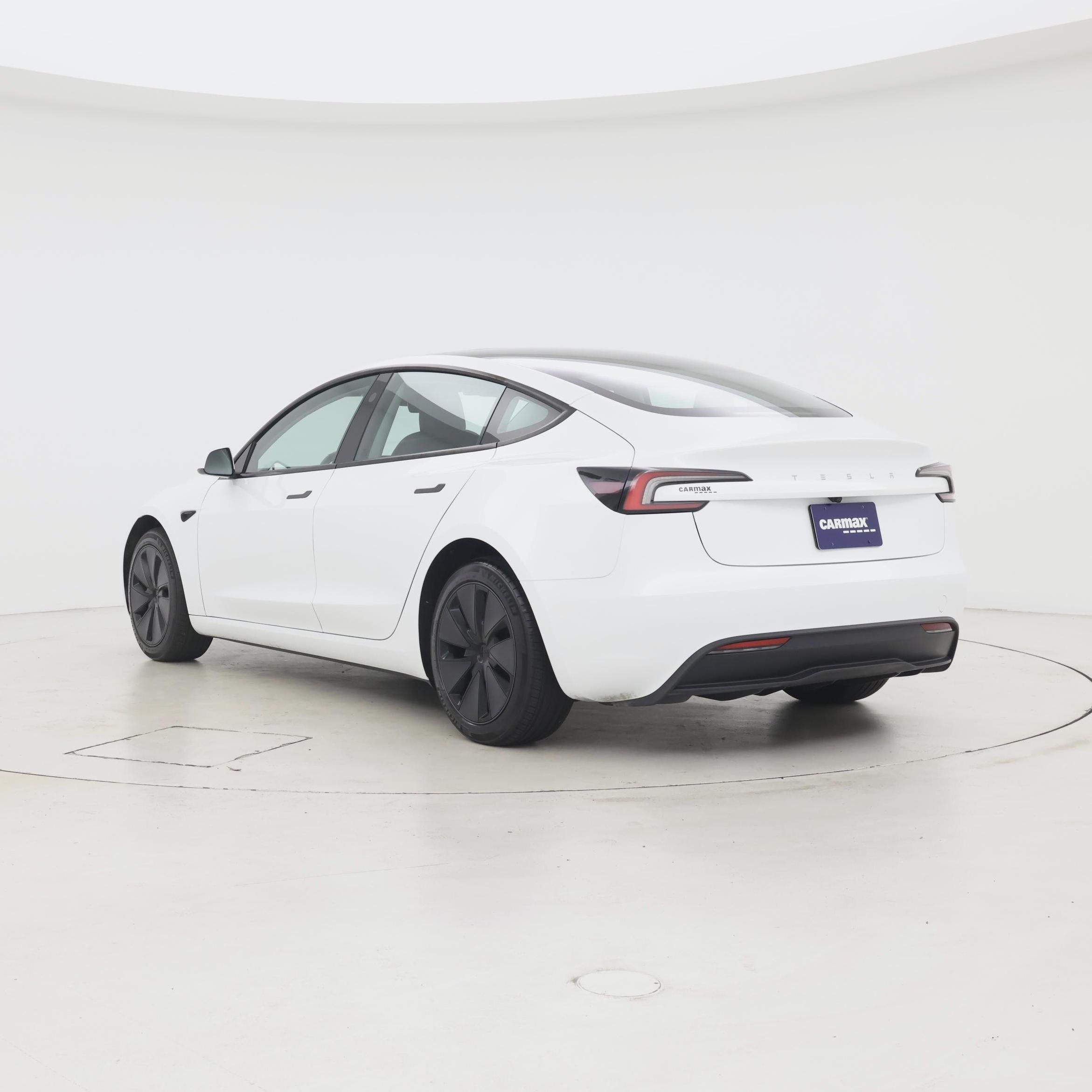 Thumbnail: 2025 Tesla Model 3 - 2