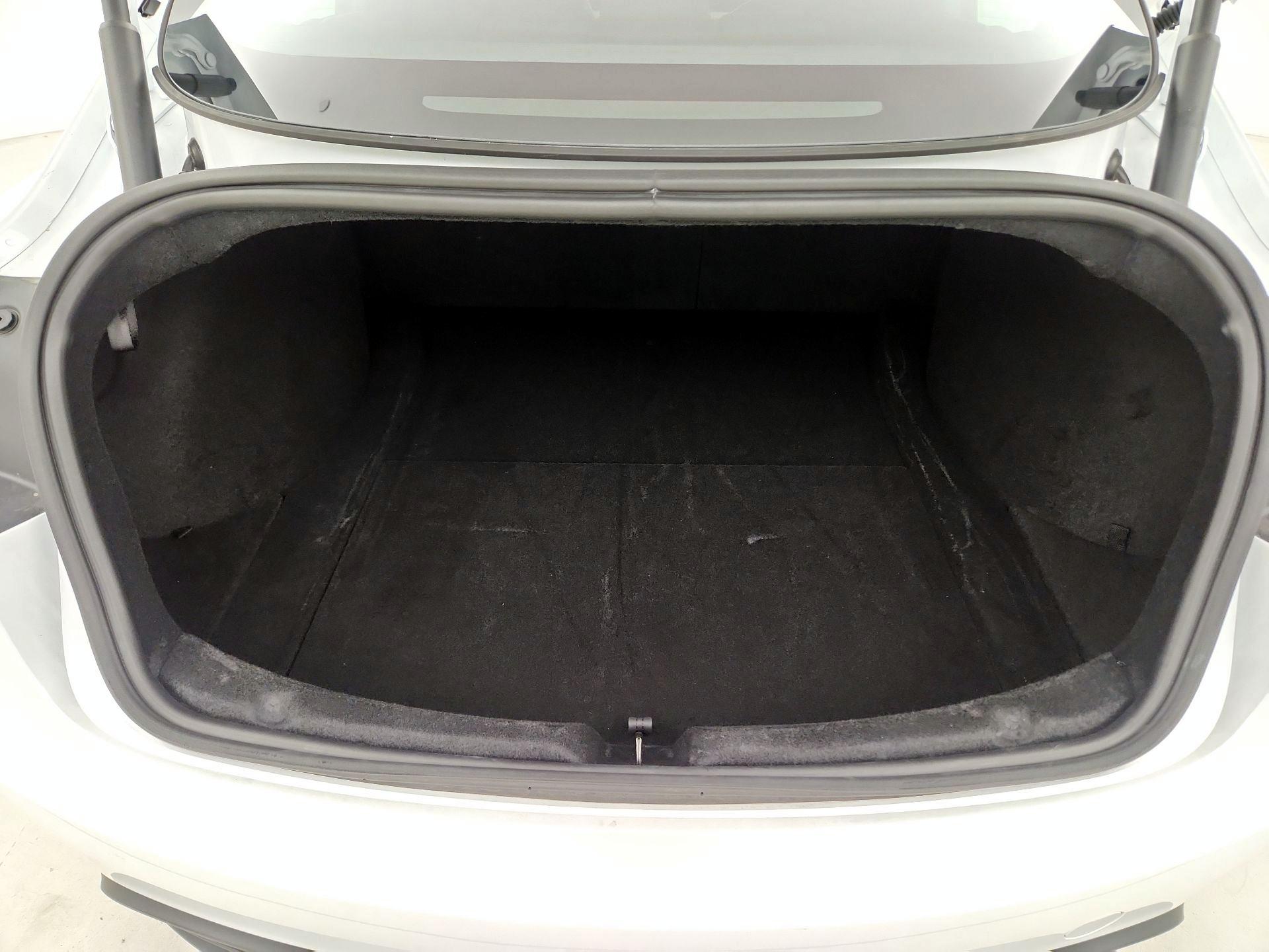 Thumbnail: 2025 Tesla Model 3 - 19