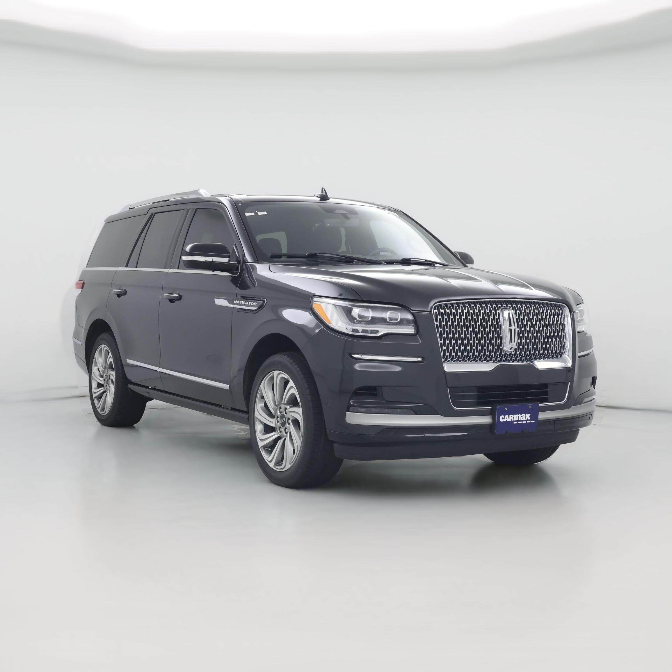 Thumbnail: 2023 Lincoln Navigator - 1
