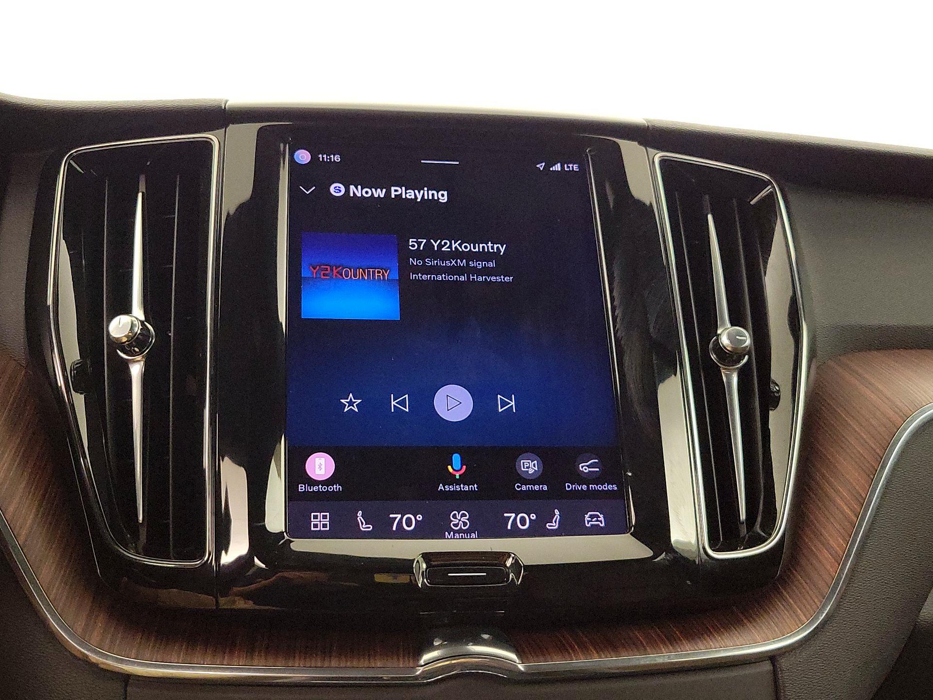 Thumbnail: 2023 Volvo XC60 - 15