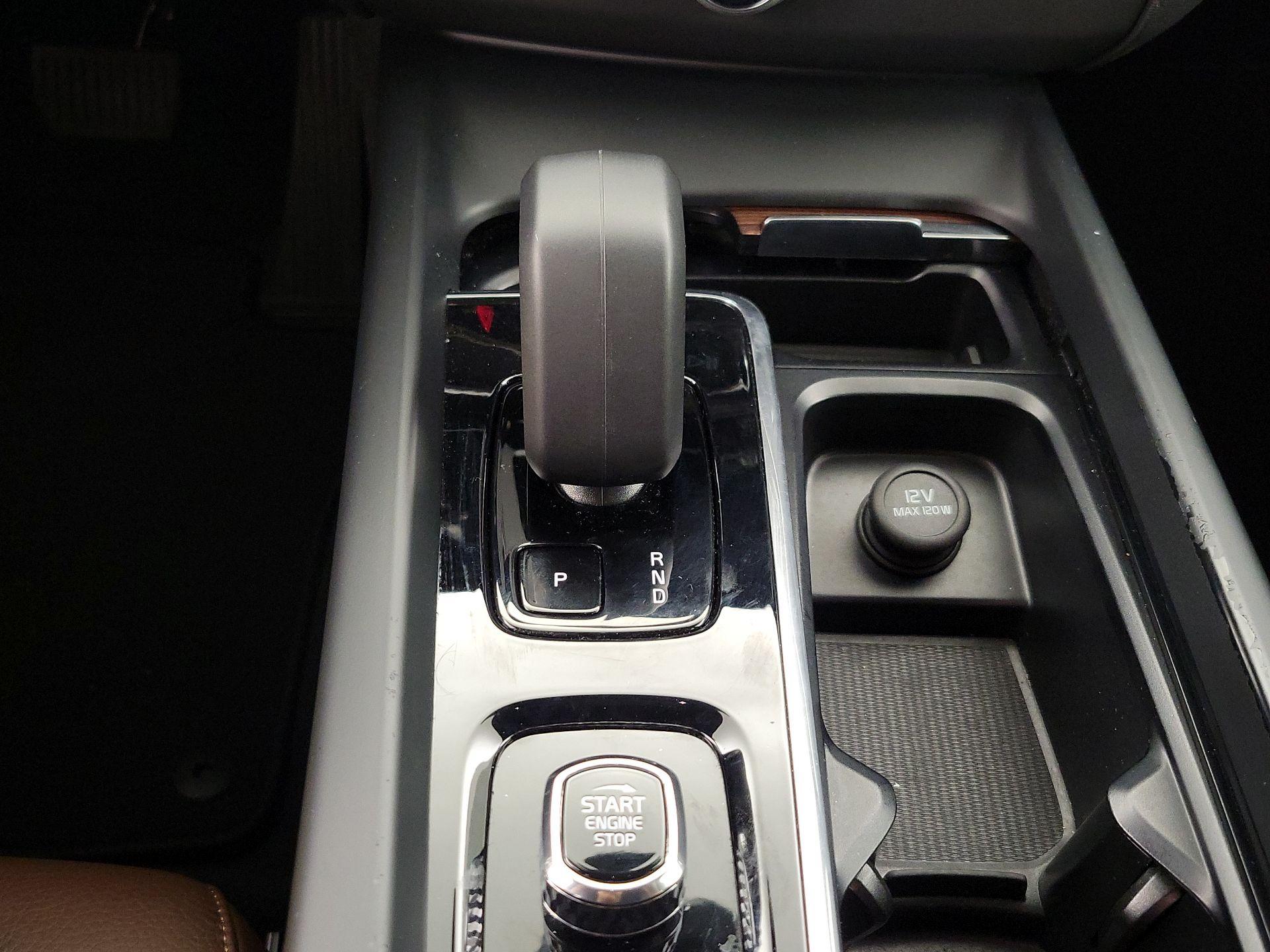 Thumbnail: 2023 Volvo XC60 - 17