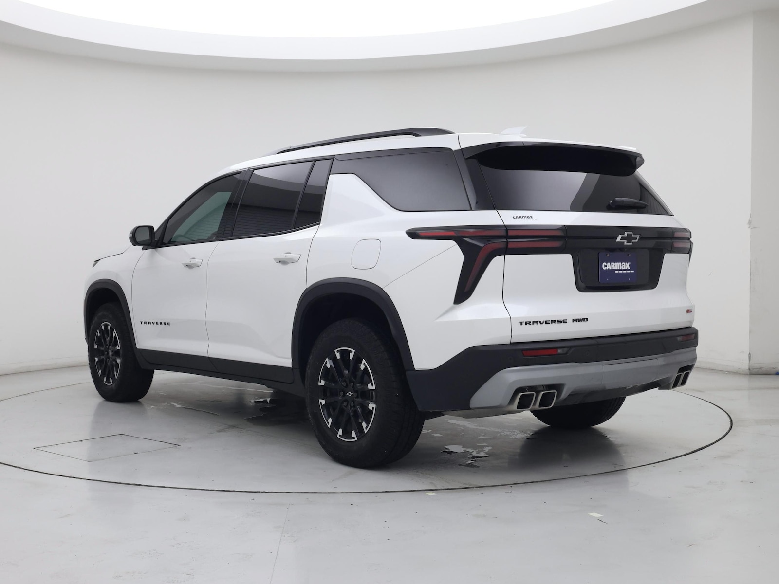 2025 Chevrolet Traverse Z71 - Photo 3