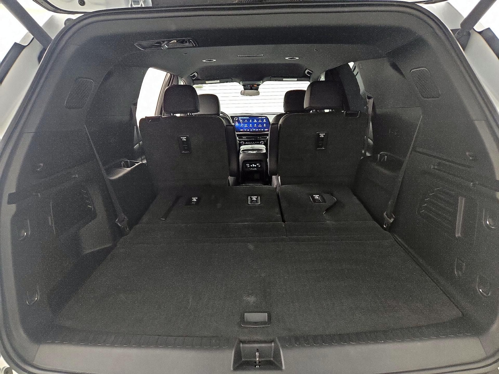2025 Chevrolet Traverse Z71 - Photo 24