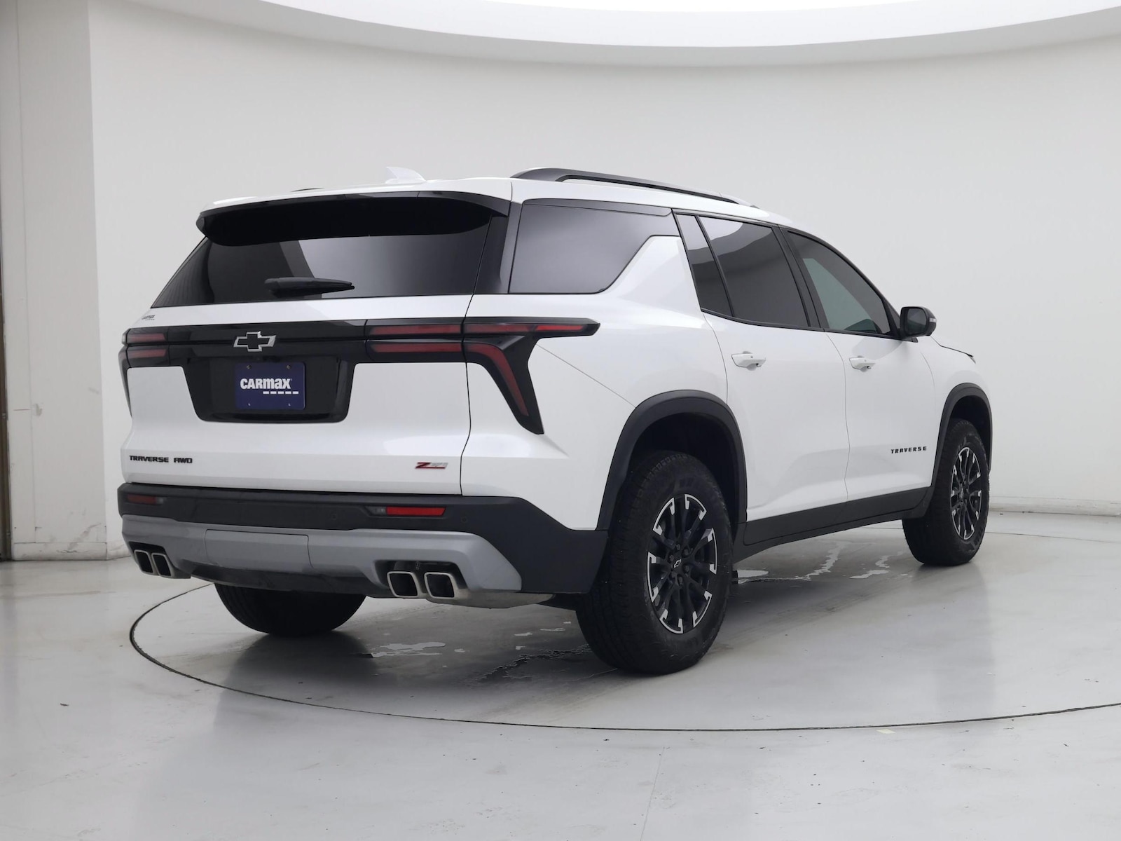 2025 Chevrolet Traverse Z71 - Photo 9