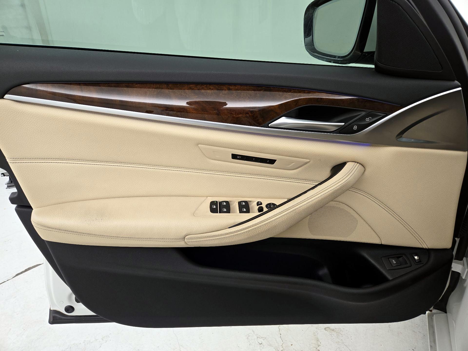 Thumbnail: 2018 BMW 5 Series - 12