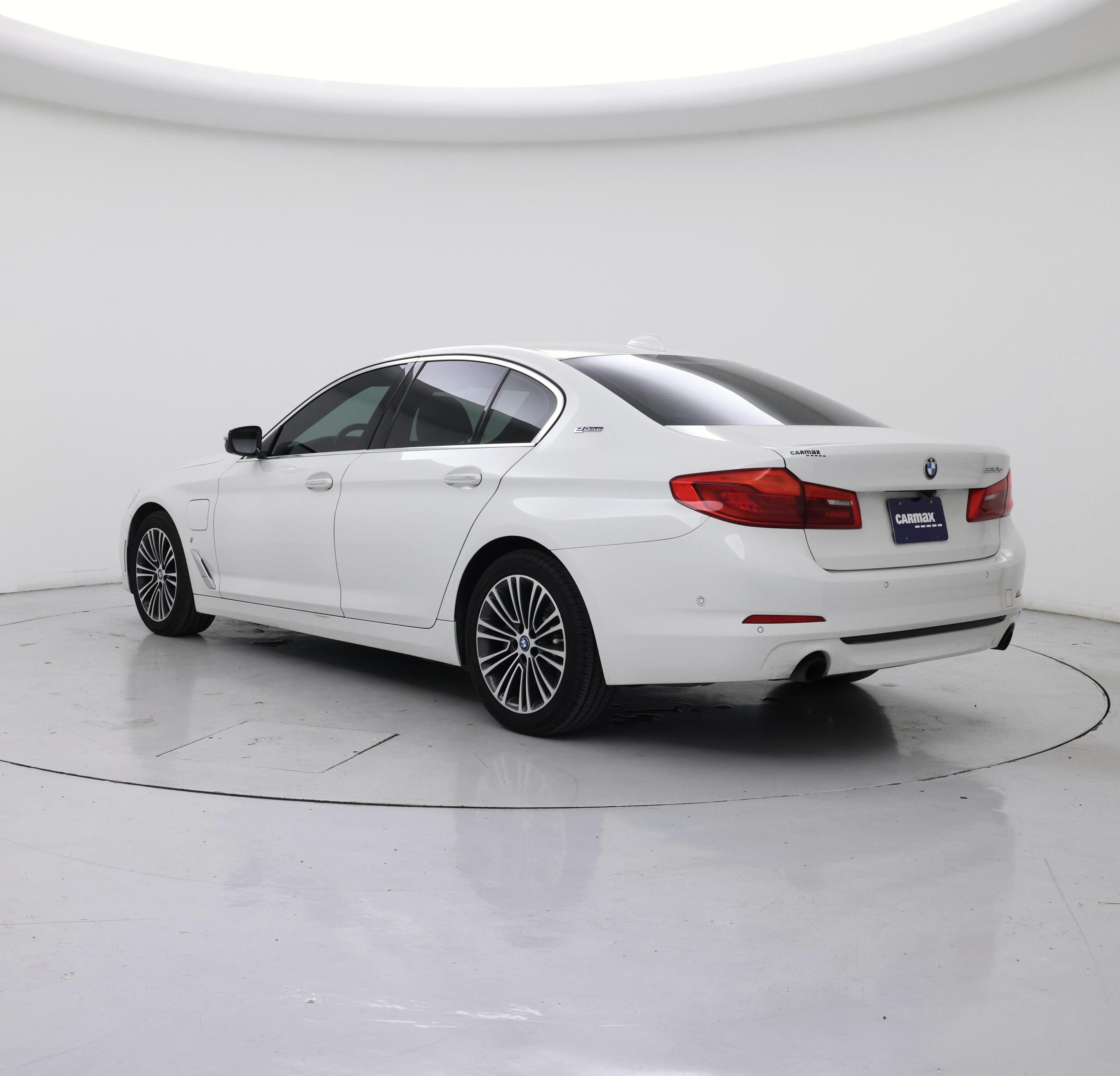 Thumbnail: 2018 BMW 5 Series - 2