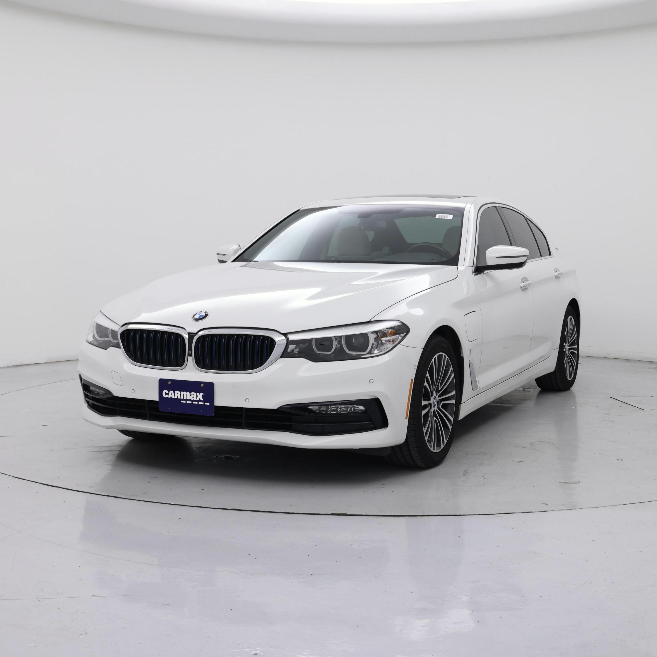 Thumbnail: 2018 BMW 5 Series - 4