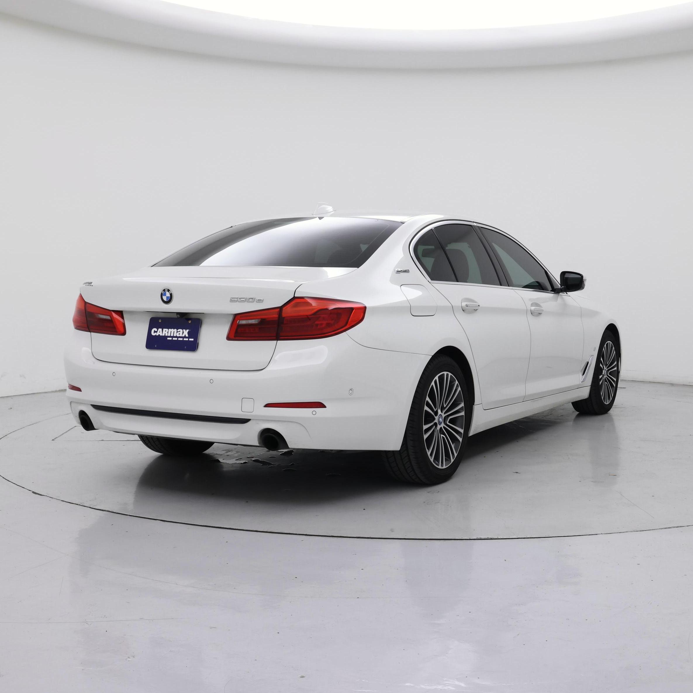 Thumbnail: 2018 BMW 5 Series - 8